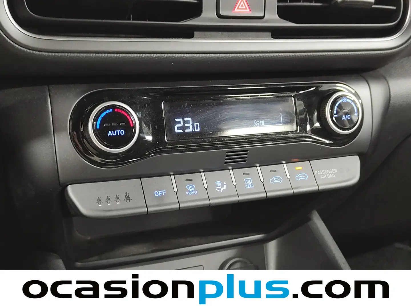 Foto Hyundai Kona Hyundai Kona 1.0 TGDi Maxx 4x2  (120 CV)