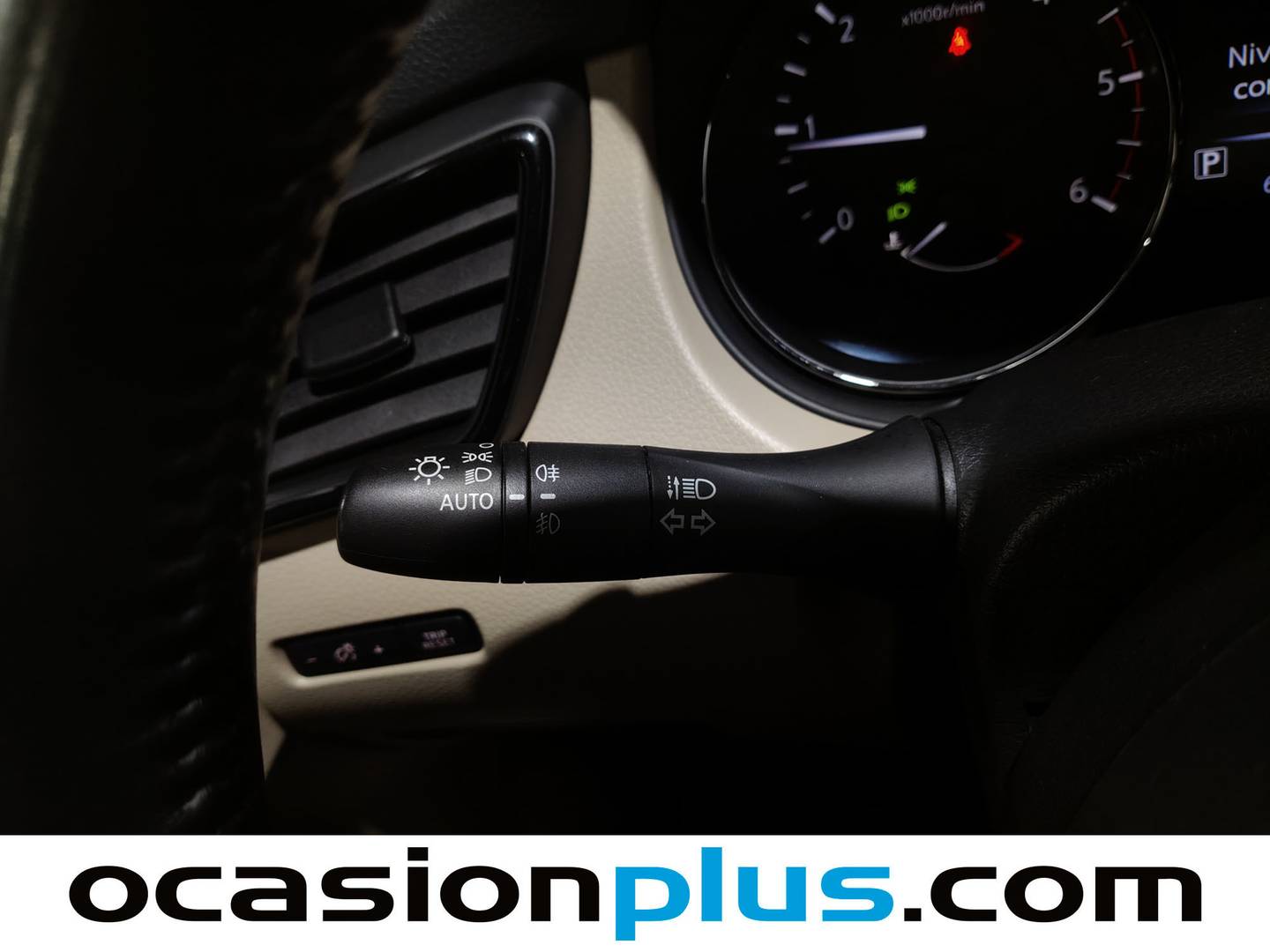 Foto Nissan X-TRAIL Nissan X-Trail dCi 150 Tekna 4X4-i CVT (150 CV)