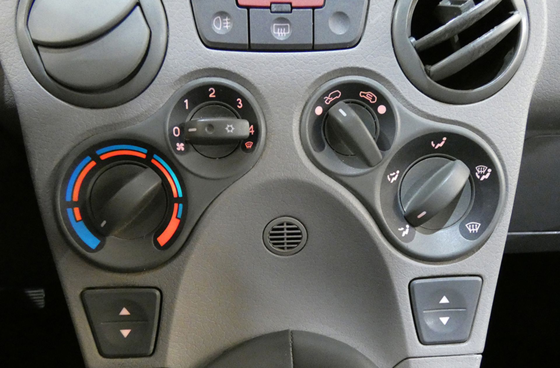 Fiat Panda 1.2 Dynamic - foto 20