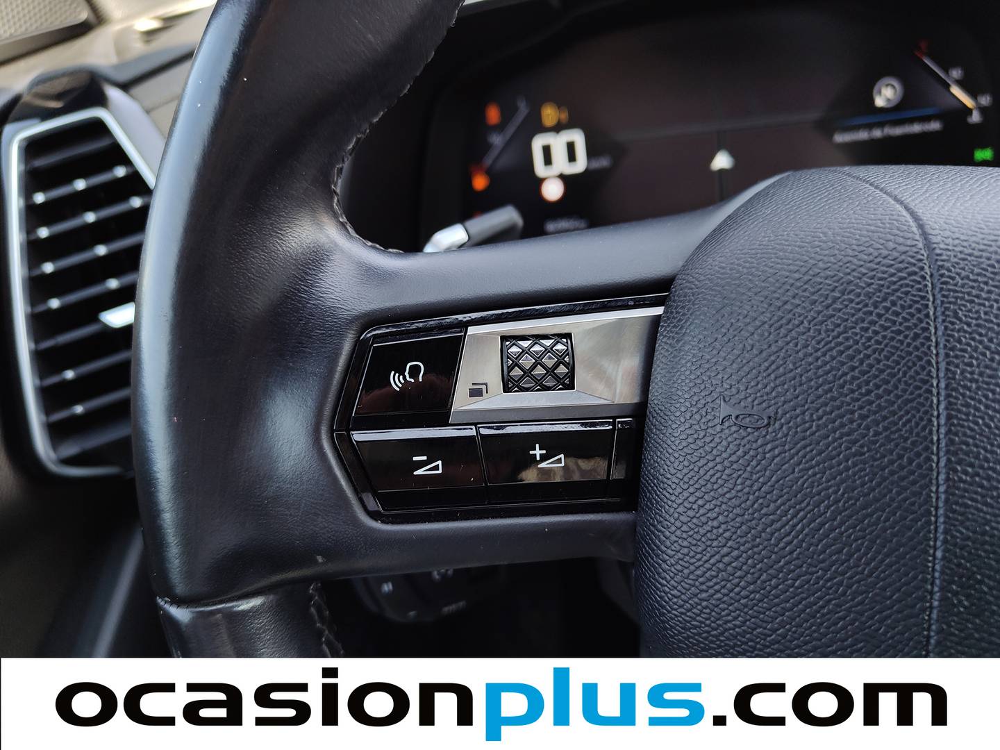 DS DS 7 Crossback DS DS7 Crossback BlueHDi 130 DE Bastille + AT (130 CV) 130cv