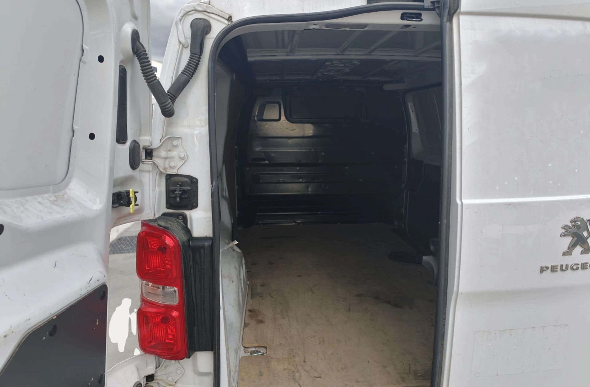 Peugeot Expert BlueHDi 100 Long - foto 16