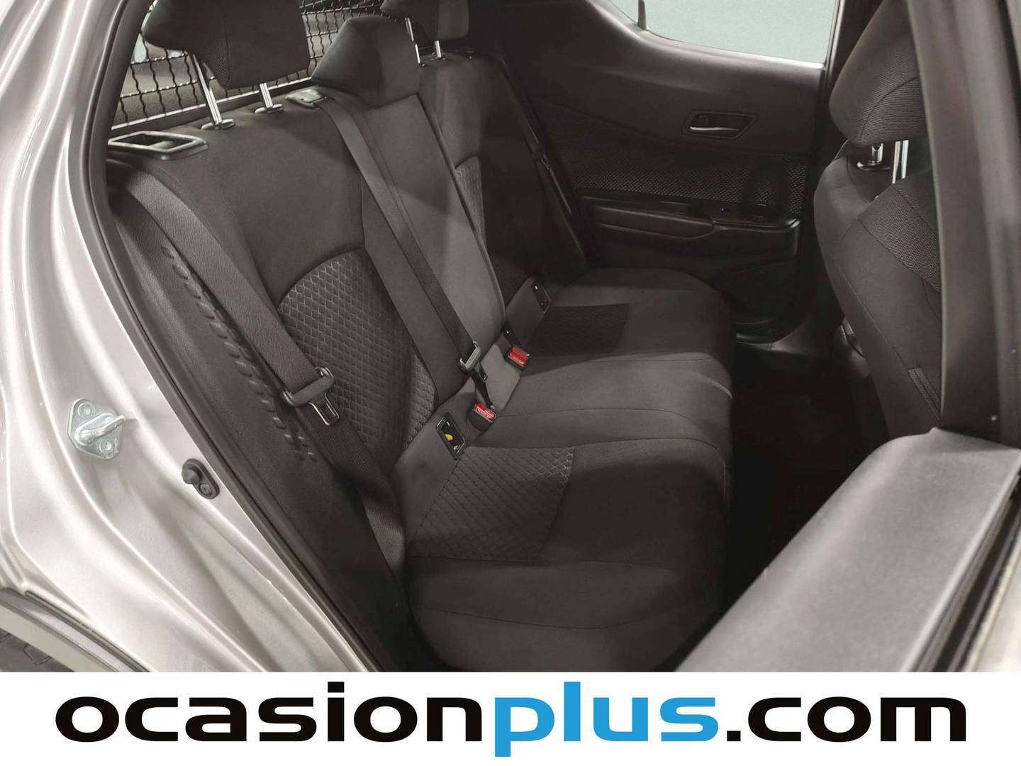 Foto Toyota C-HR Toyota C-HR 1.8 125H Active (122 CV)