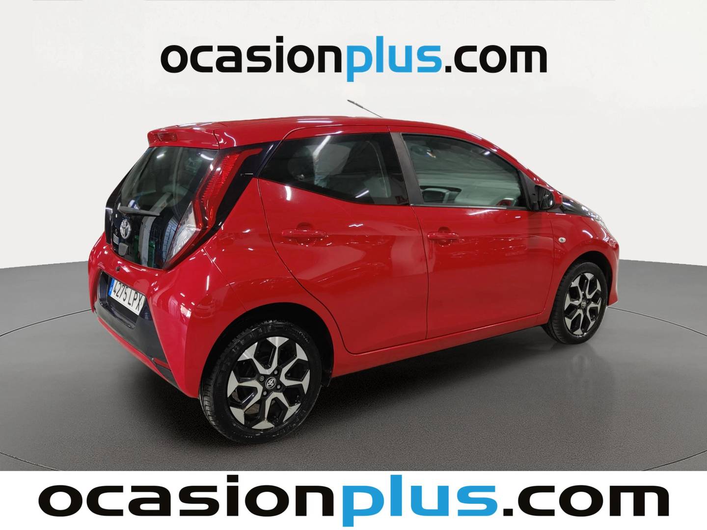 Foto trasera Toyota Aygo Toyota Aygo 1.0 70 x-play (72 CV) derecha