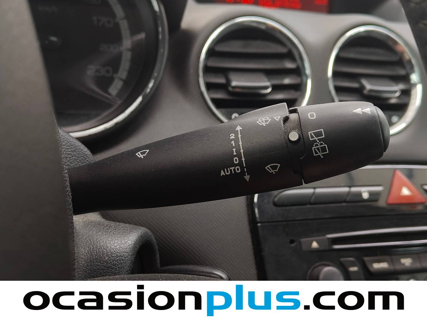 Accesorios del Peugeot 308 Peugeot 308 SW 1.6 e-HDI Active FAP (115 CV)