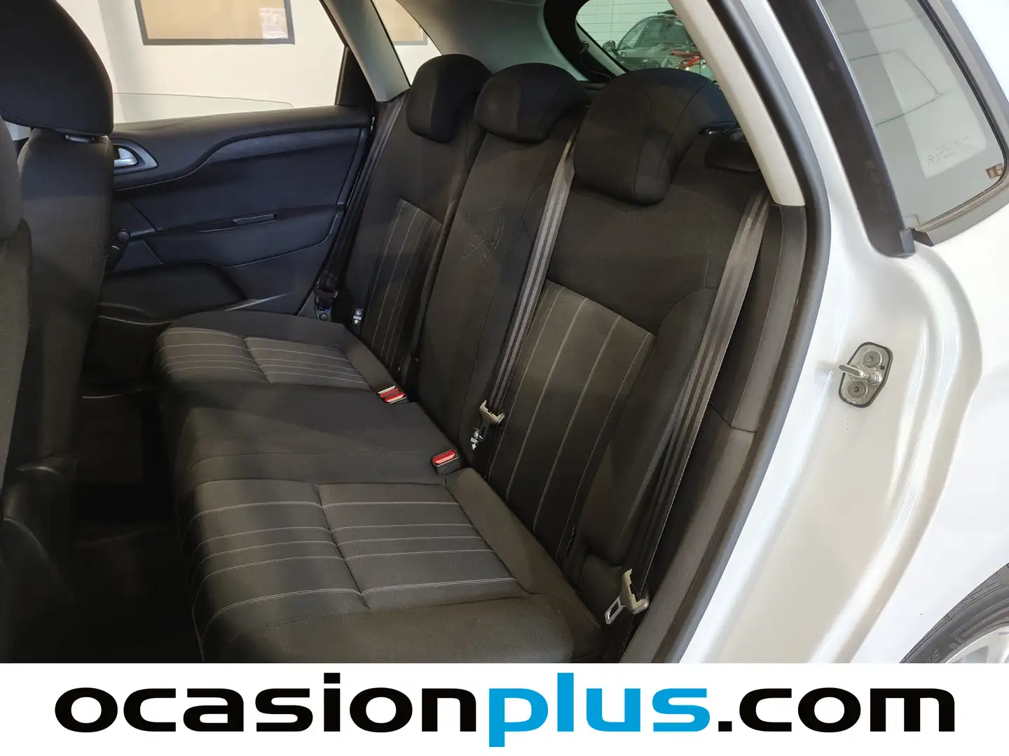 Foto Citroën C4 Citroen C4 PureTech 110 Live Edition  (110 CV)