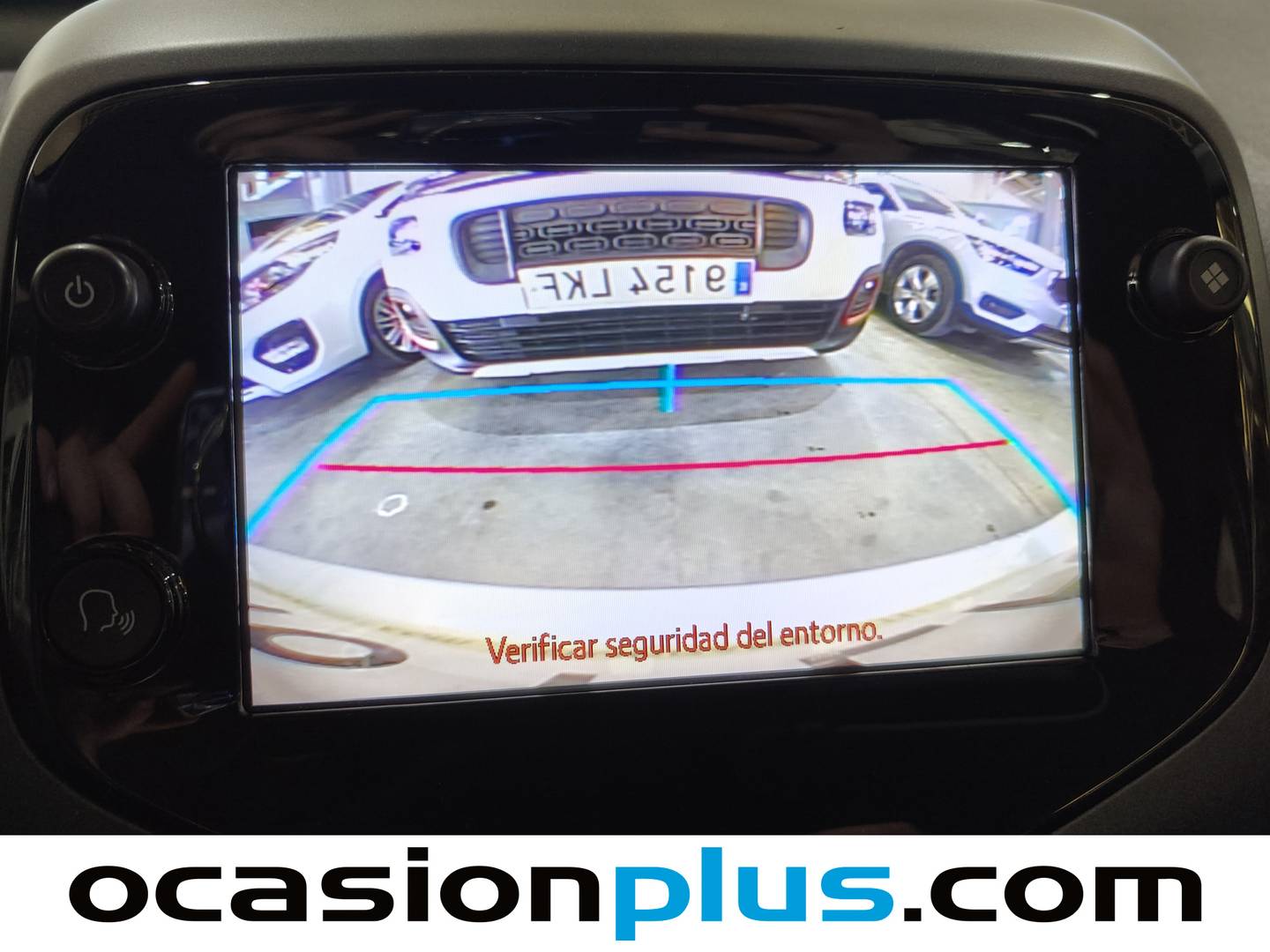 Equipamiento del Toyota Aygo Toyota Aygo 1.0 70 x-play (72 CV)