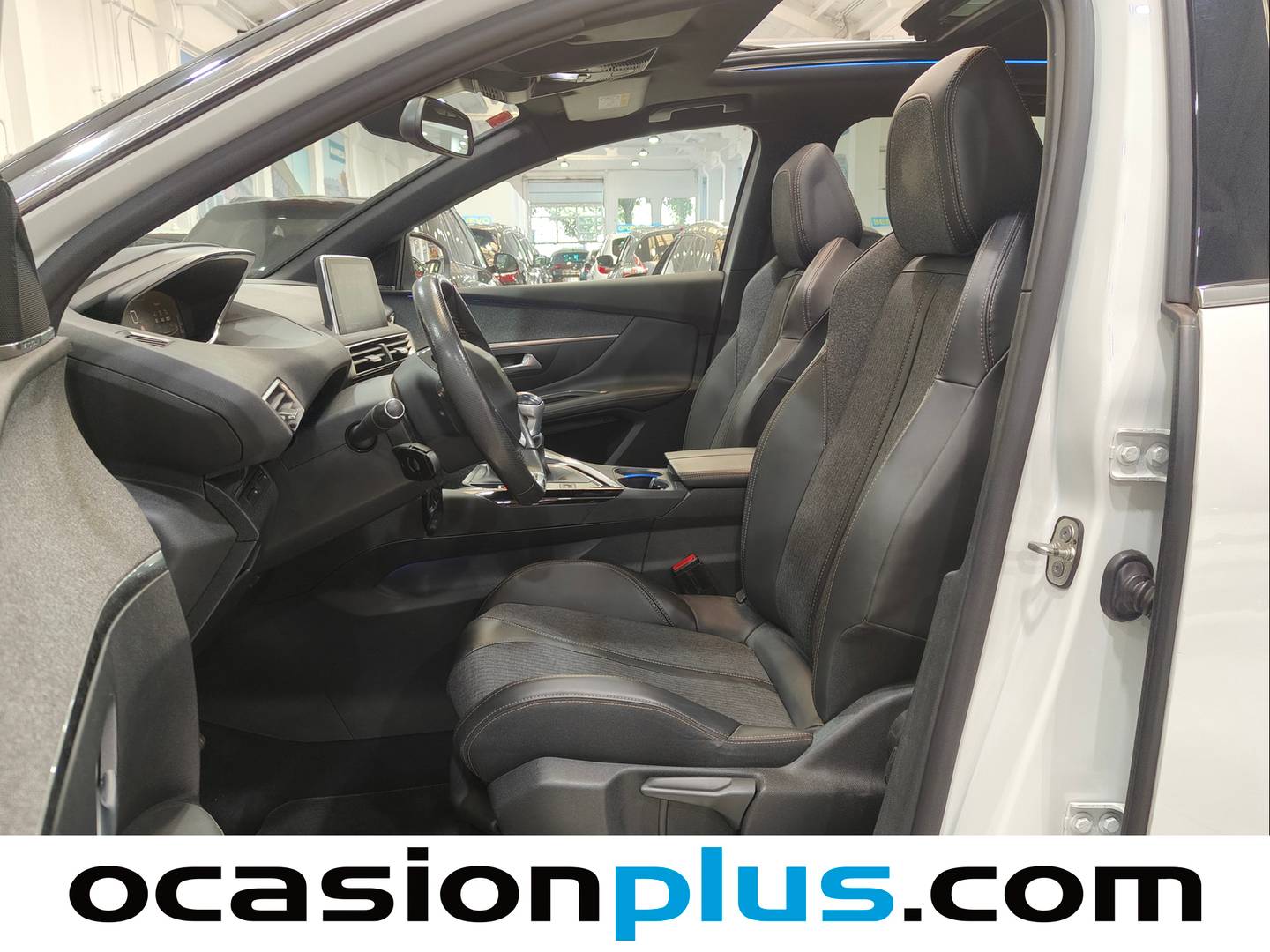 Foto asientos delanteros Peugeot 3008 Peugeot 3008 BlueHDi 150 S&S GT Line (150 CV)