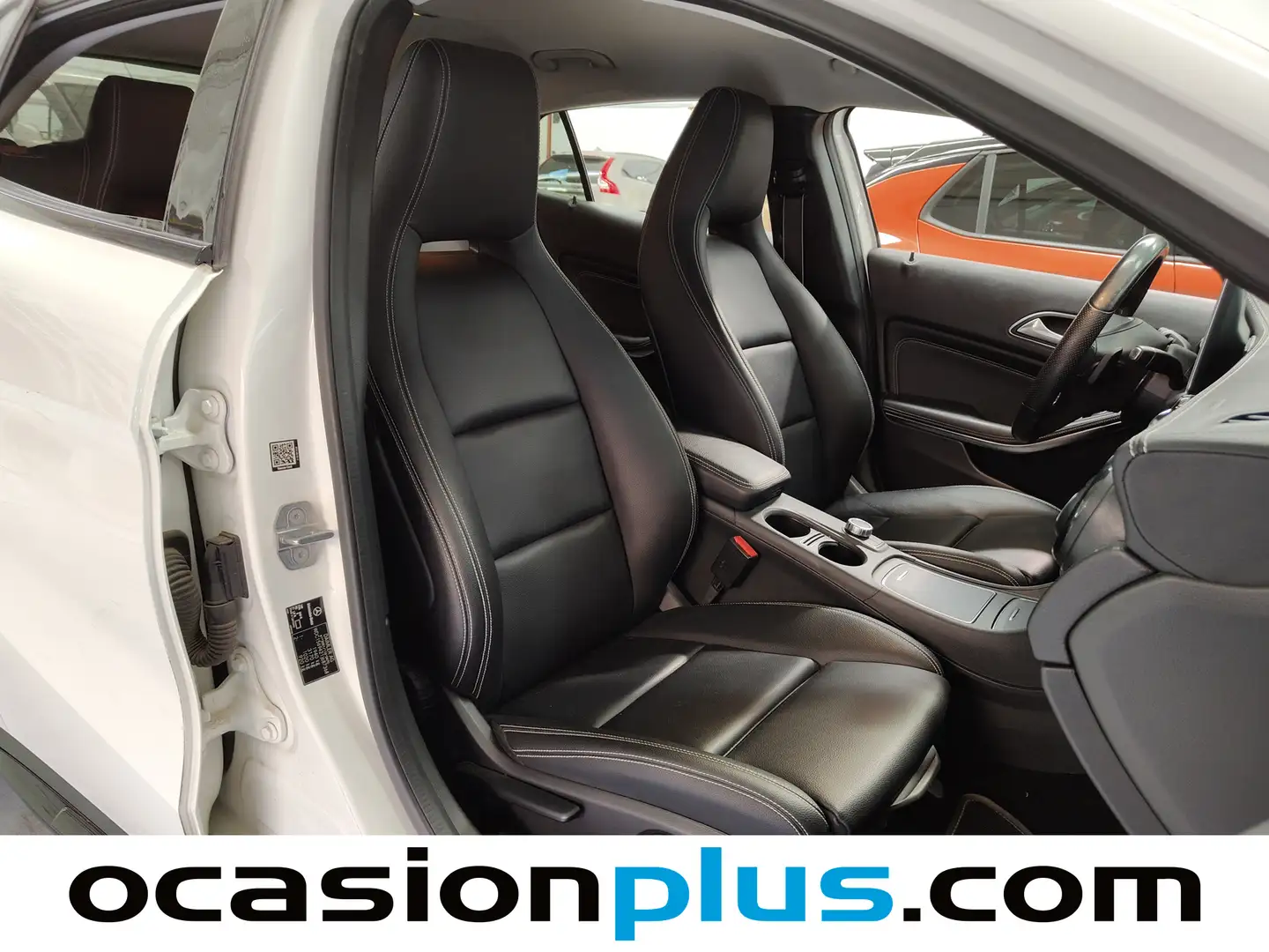 Foto Mercedes GLA Mercedes-Benz GLA 180 (122 CV) PACK AMG