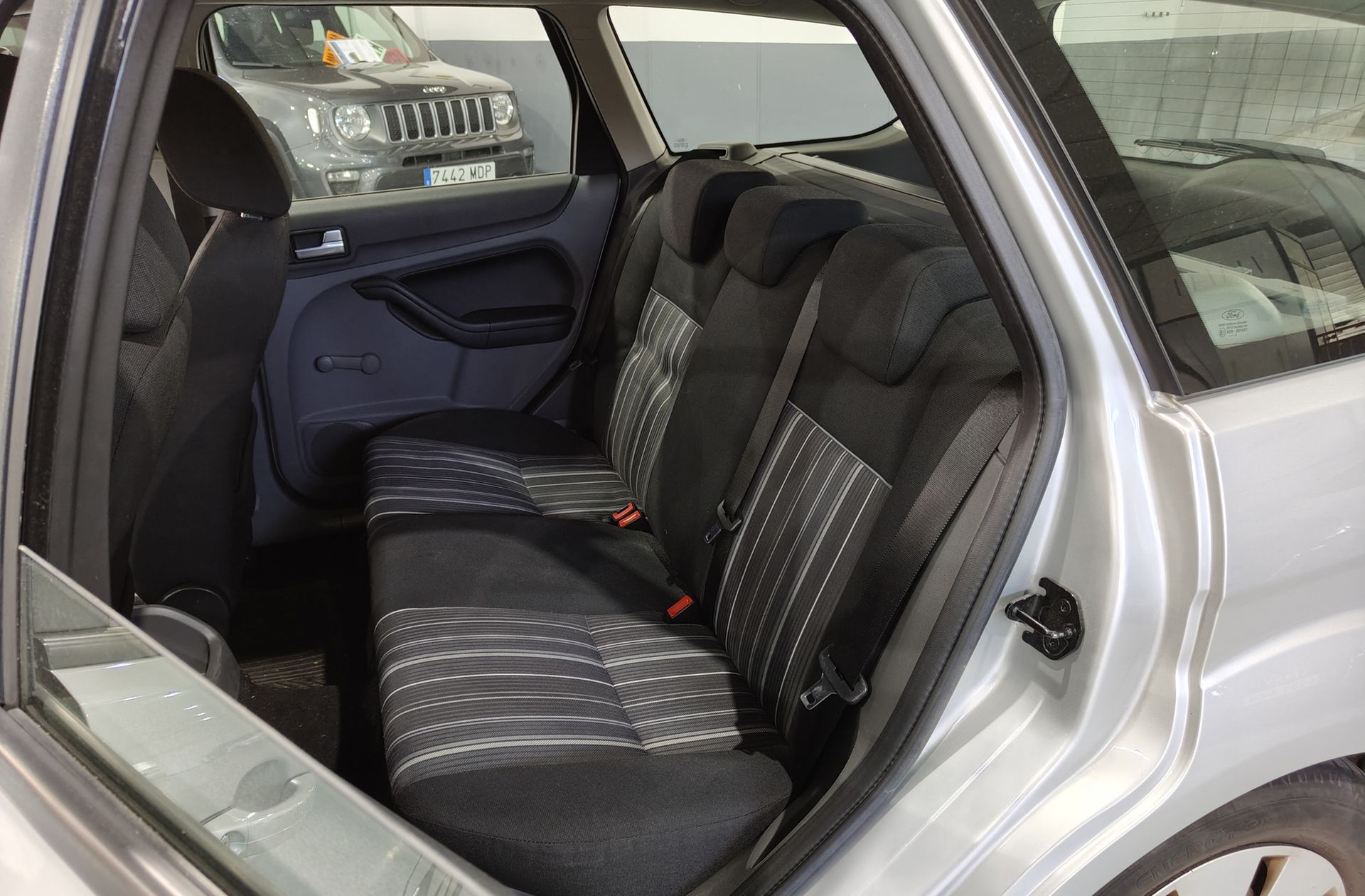 Ford Focus SportBreak 1.6 TDCi Trend - foto 9
