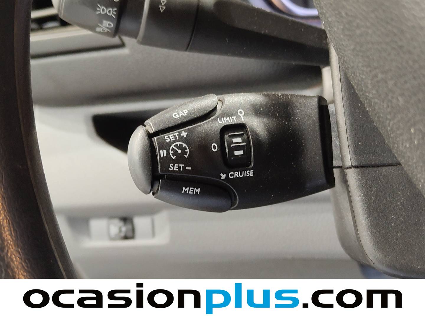 Extras del Opel Vivaro Opel Vivaro Furgon 1.5 Diésel L Incrementada Select (102 CV)