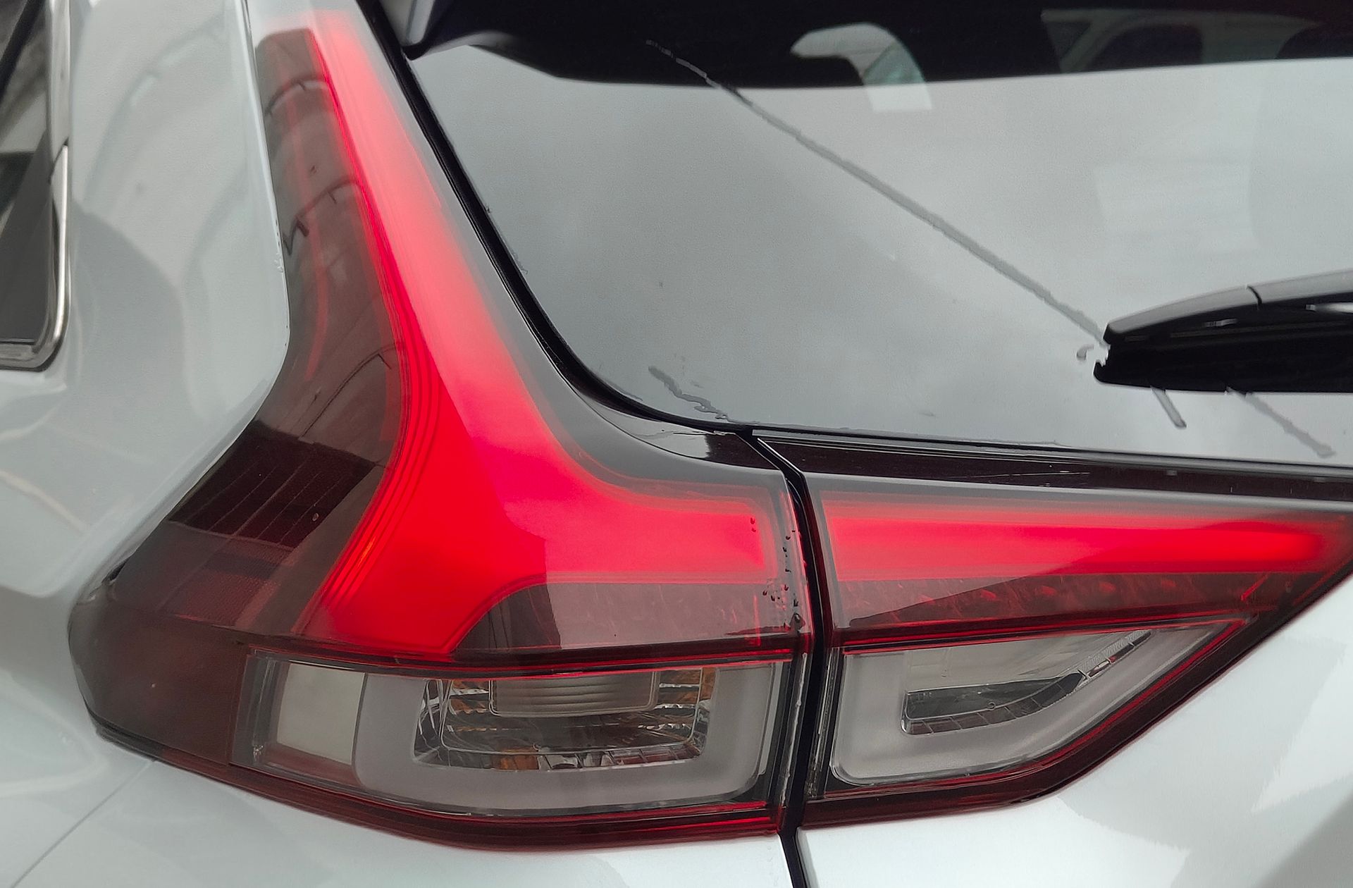 Mitsubishi Eclipse Cross 2.4 PHEV Kaiteki 4WD - foto 21