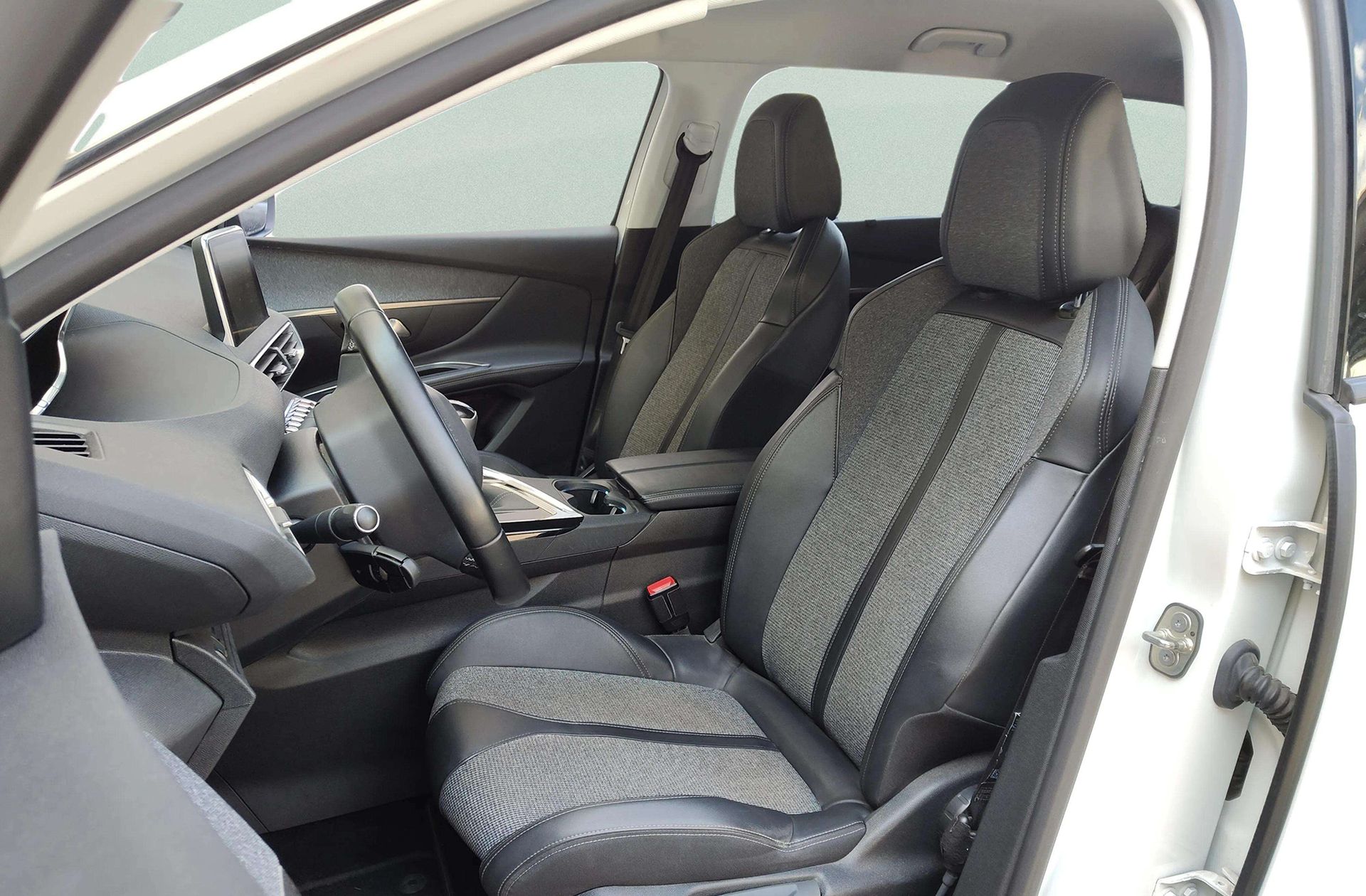 Peugeot 5008 PureTech 130 Allure 7 plazas - foto 13
