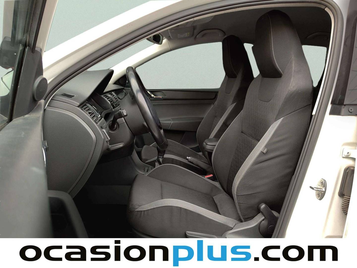 Foto asientos delanteros Skoda Spaceback Skoda Spaceback 1.4 TDI Ambition (90 CV)