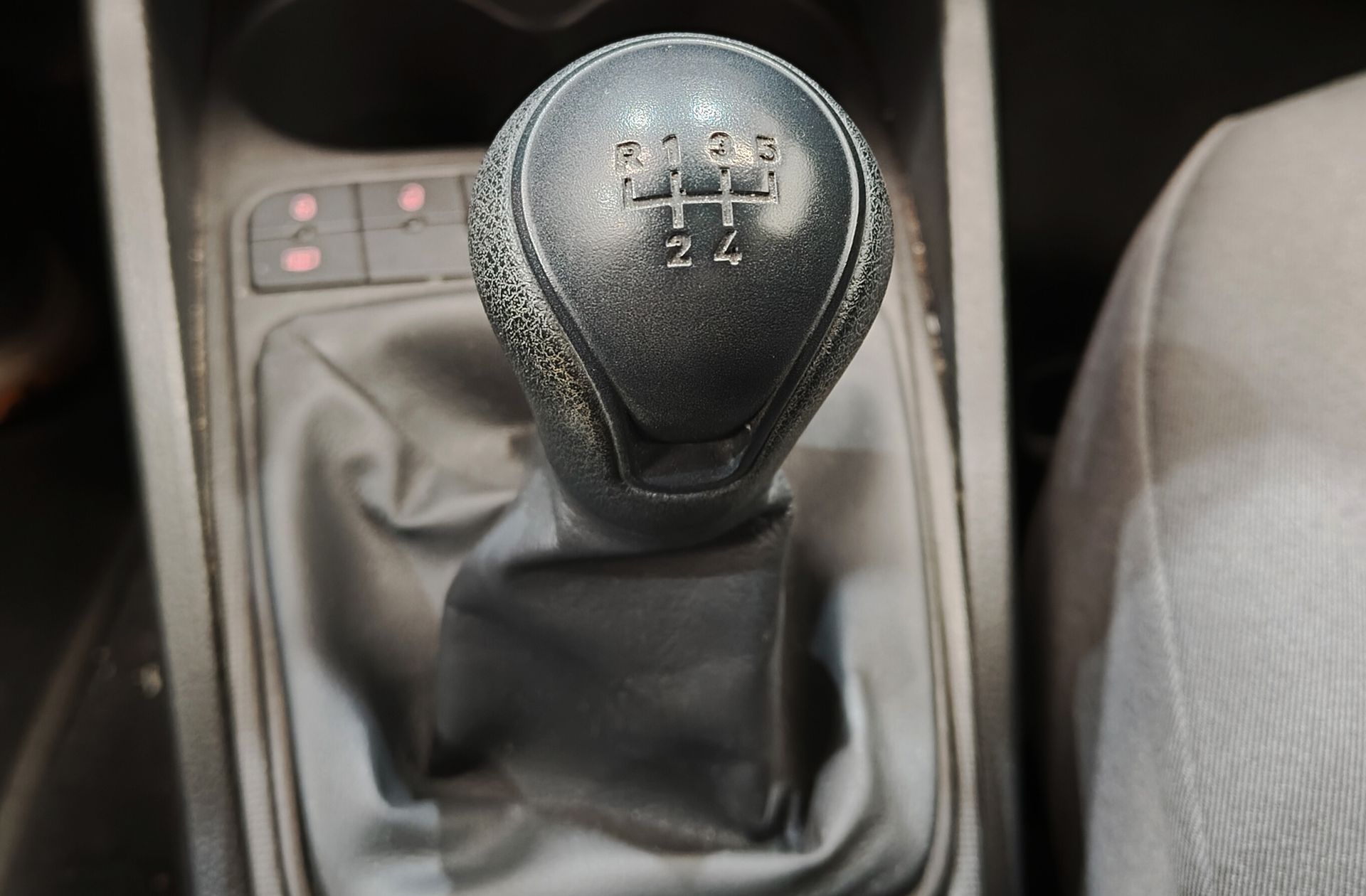 SEAT Ibiza 1.2 TSI Reference ITech 30 Aniversario - foto 6