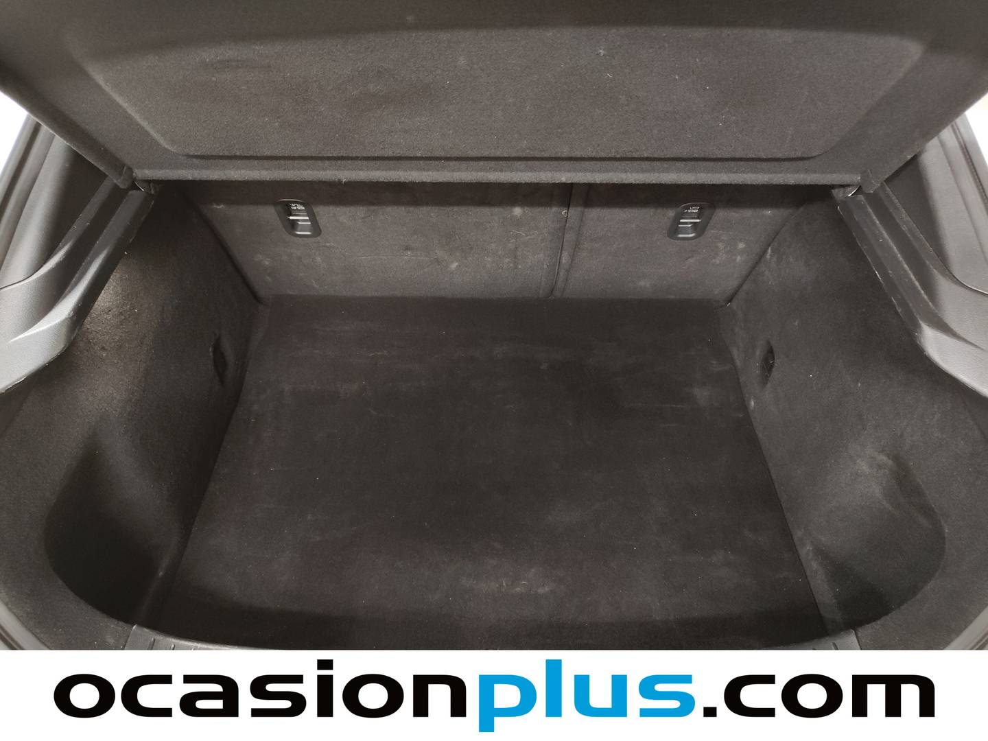 Foto Mazda CX-30 Mazda CX-30 2.5 e-Skyactive G MHEV Prime-Line AT (140 CV)