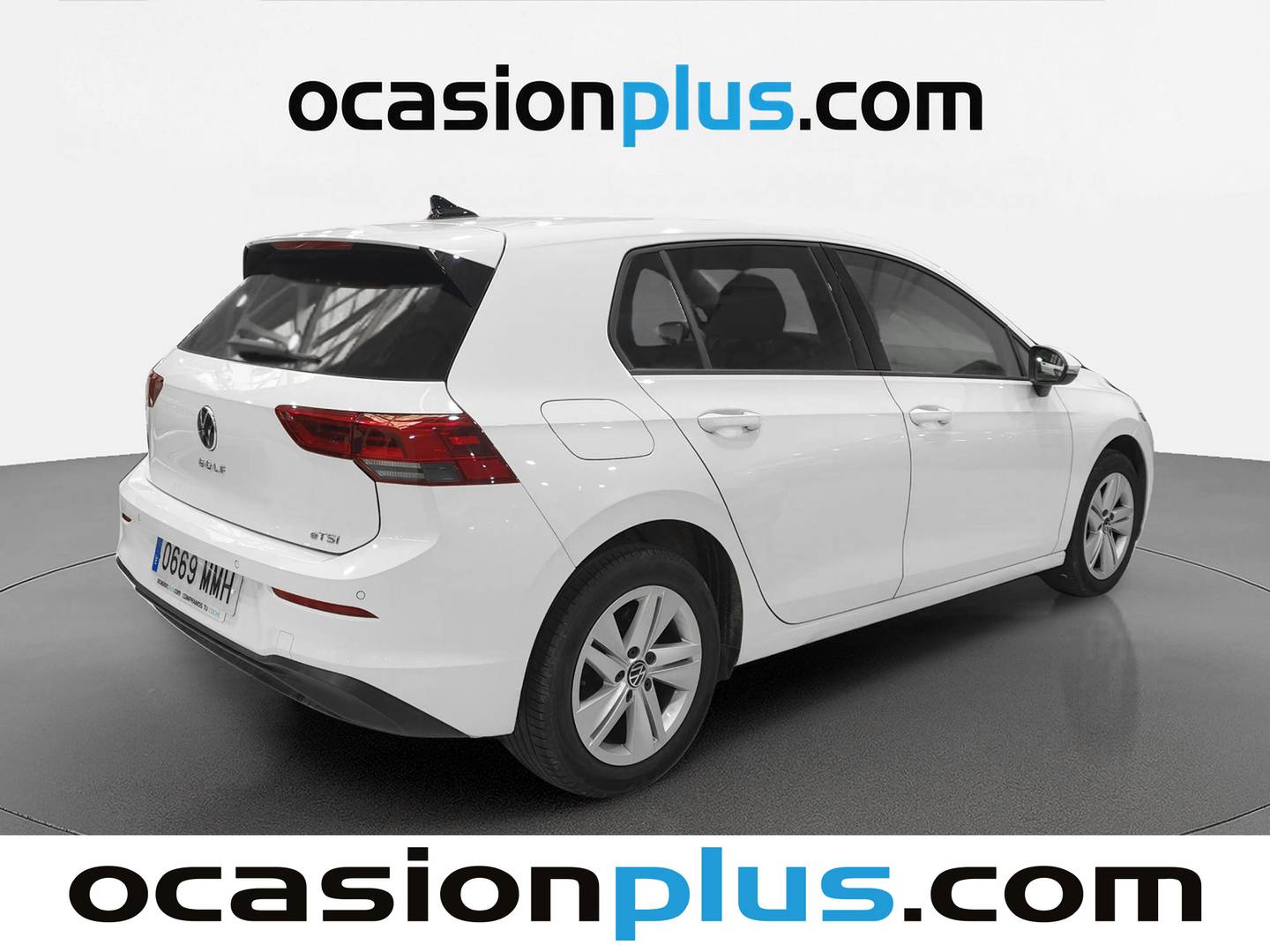 Foto trasera Volkswagen Golf Volkswagen Golf Life 1.0 eTSI (110 CV) DSG derecha