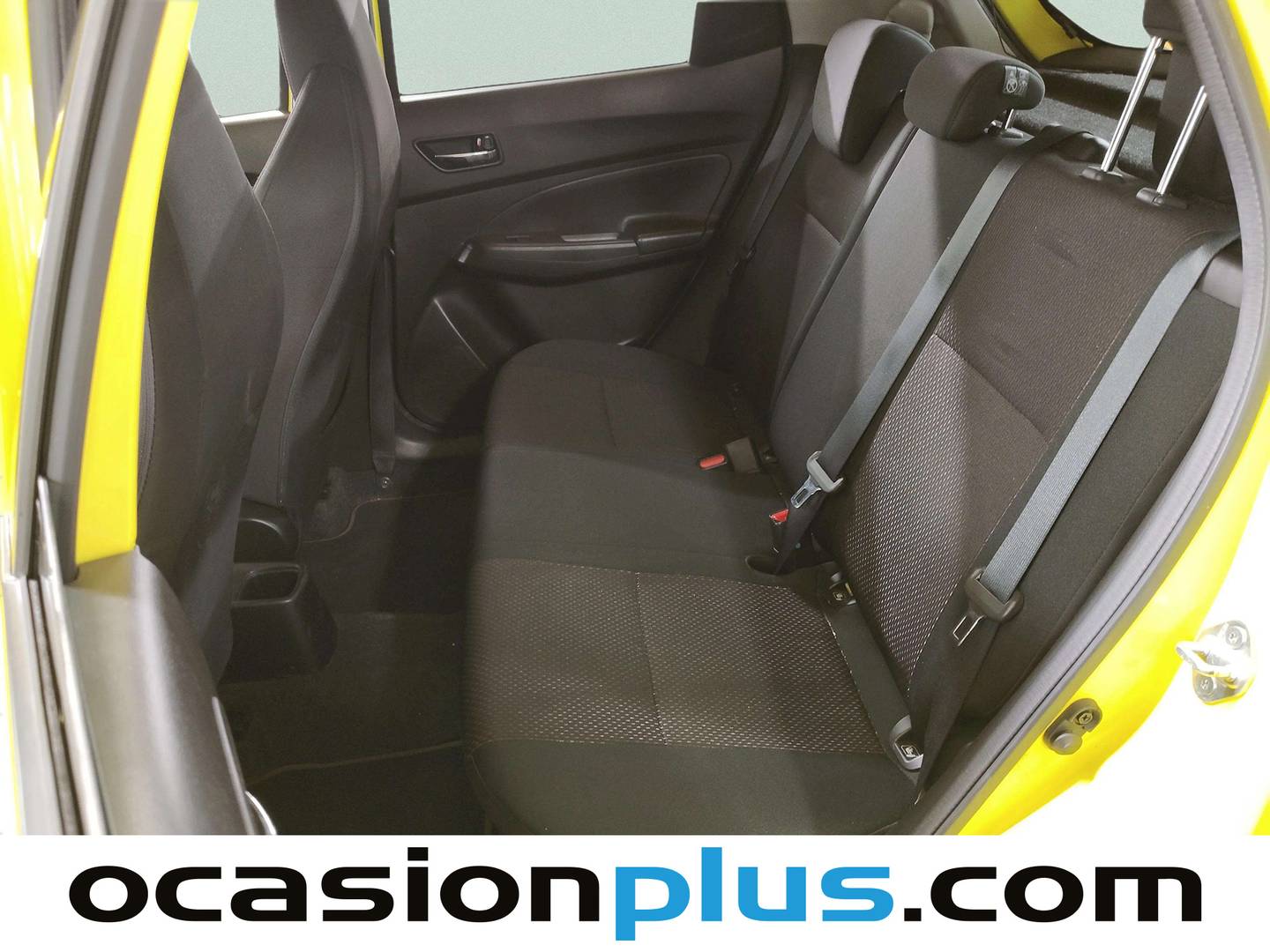 Foto asientos traseros Suzuki Swift Suzuki Swift 1.4T Sport (140 CV)