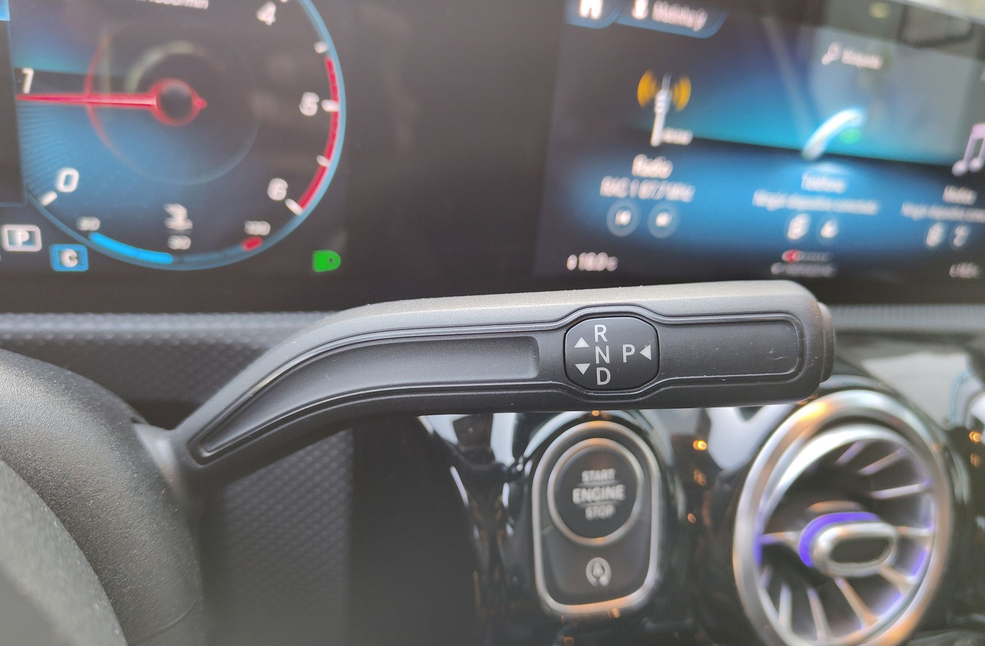 Mercedes-Benz Clase A 180 d Pack AMG - foto 5