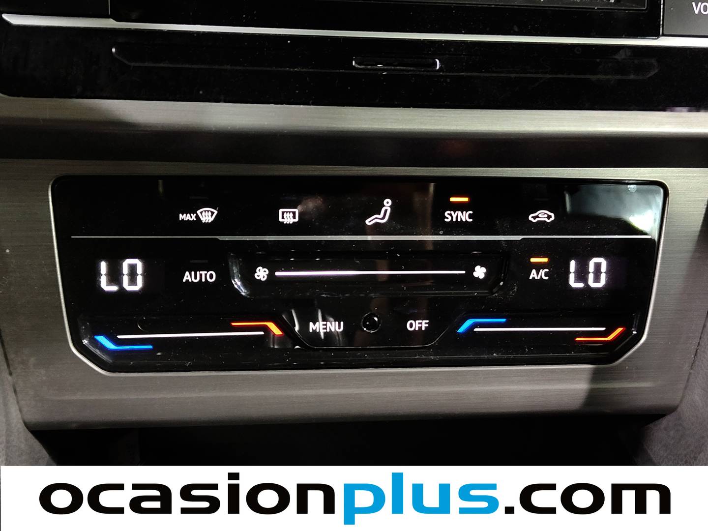 Foto Volkswagen Passat Volkswagen Passat Business 2.0 TDI (122 CV) DSG