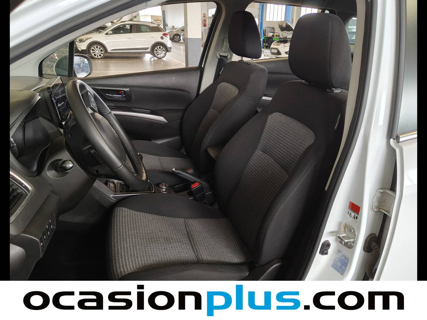 Foto Suzuki S-Cross Suzuki S-Cross 1.4T Mild Hybrid S2 (129 CV)