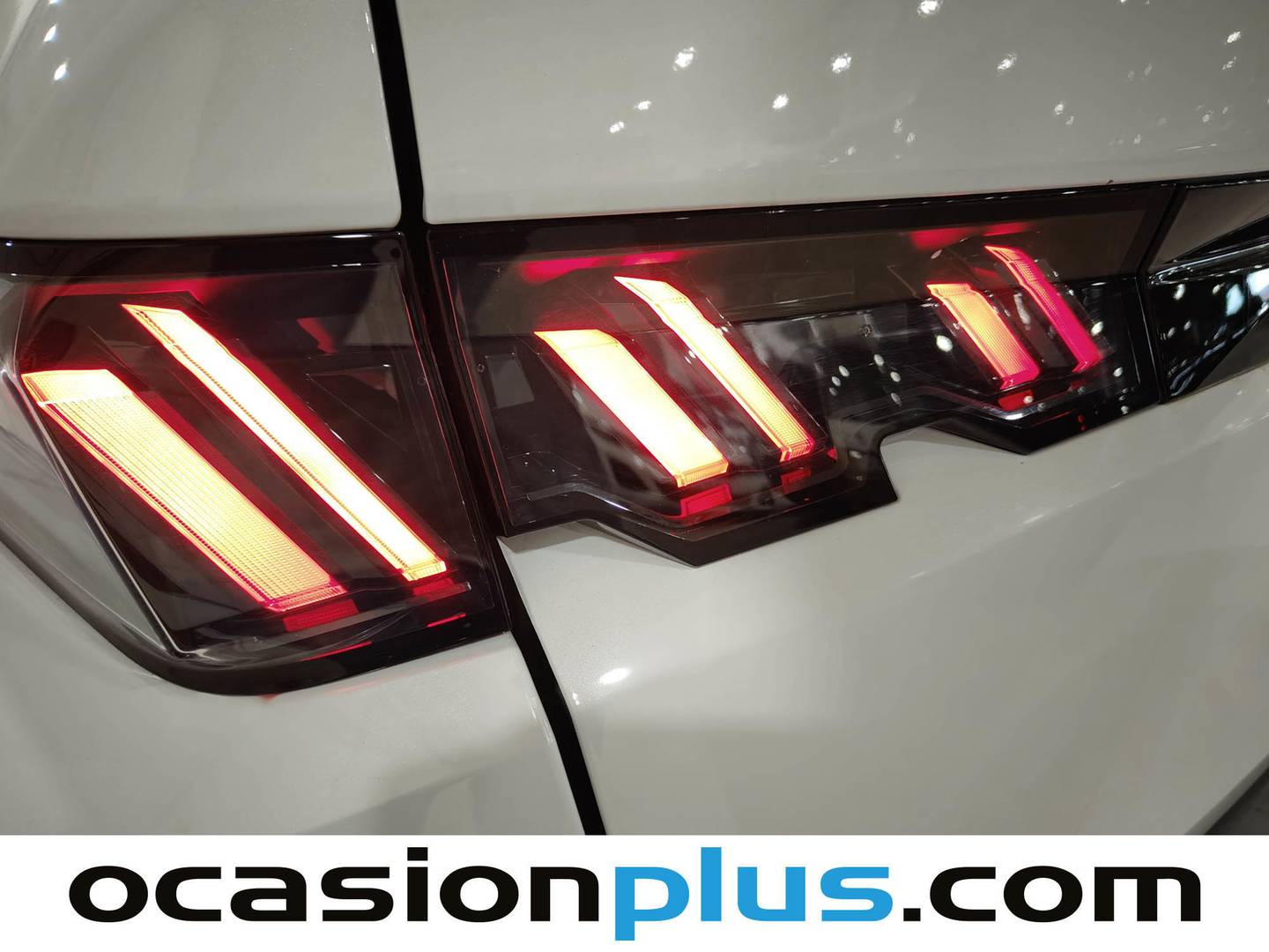 Accesorios del Peugeot 3008 Hybrid Peugeot 3008 Allure Hybrid eDCS6 (136 CV)