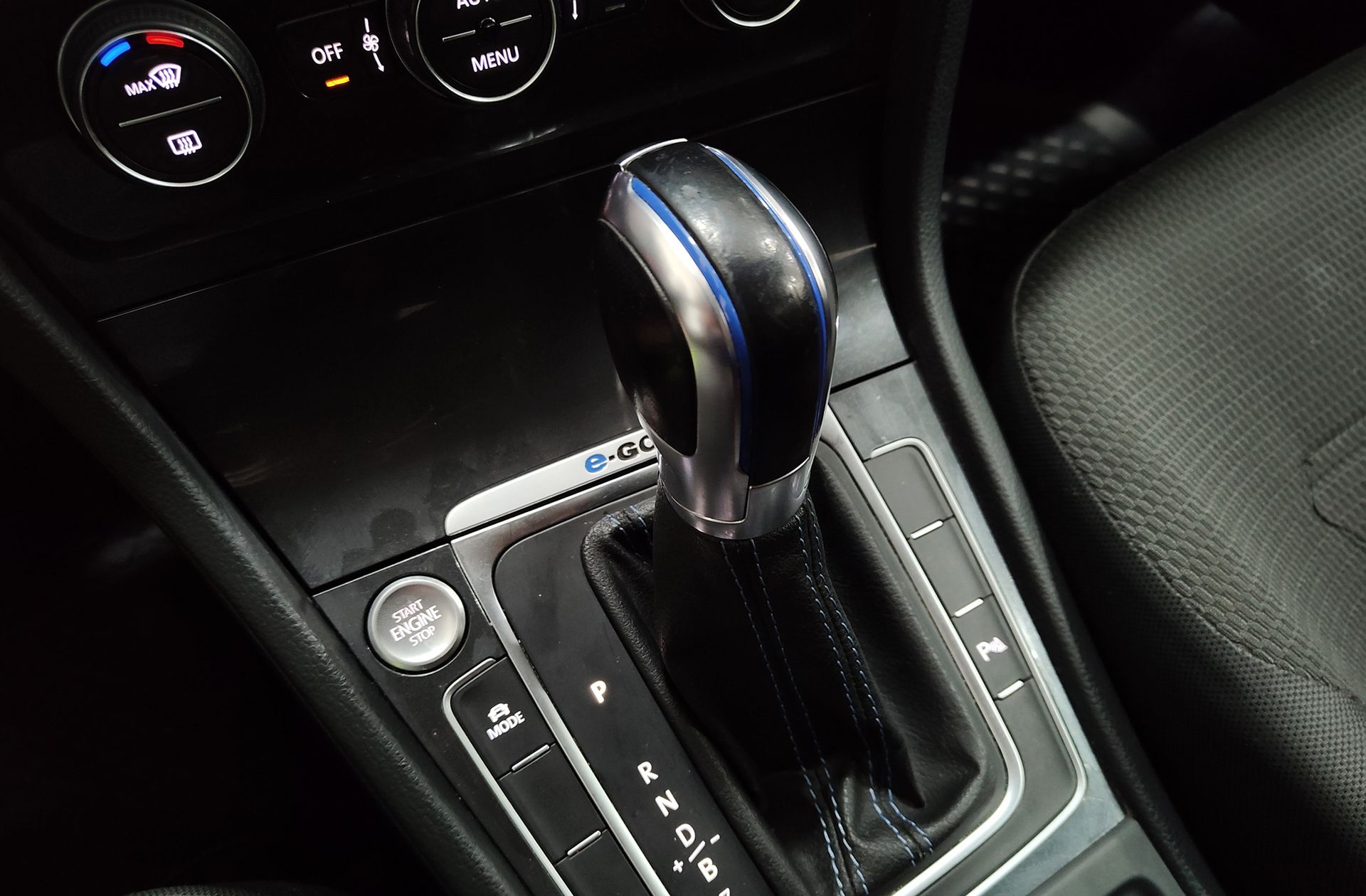 Volkswagen Golf e-Golf ePower - foto 6