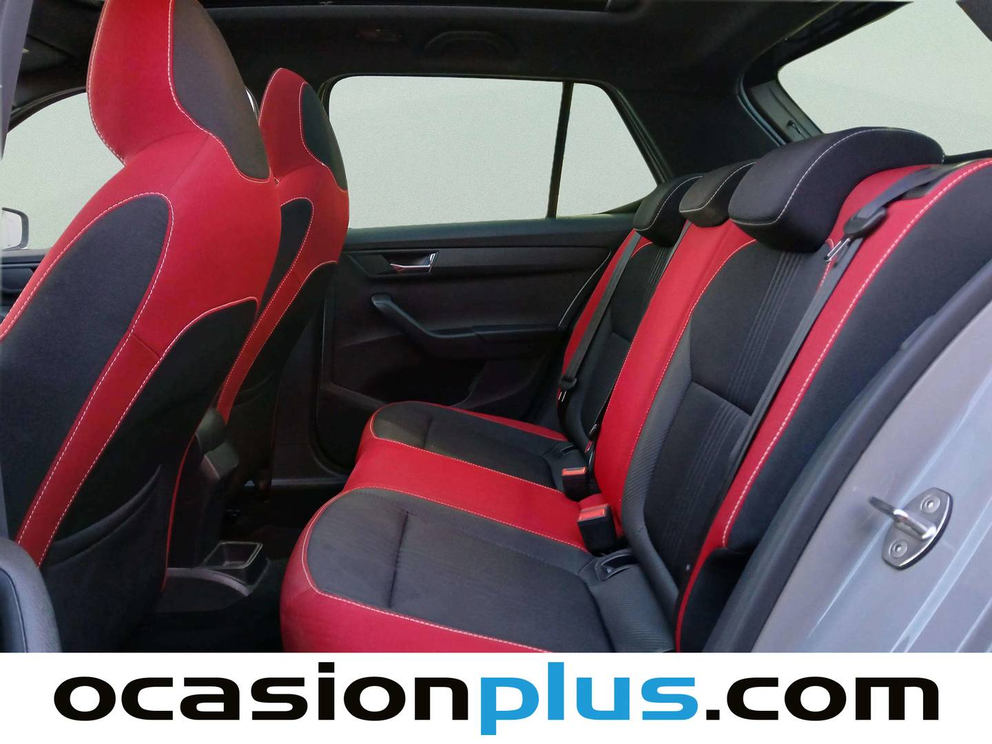 Foto asientos traseros Skoda Fabia Skoda Fabia 1.0 TSI Monte Carlo DSG (95 CV)