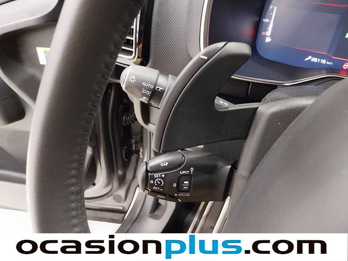 Foto Citroën C5 Aircross Citroen C5 Aircross PureTech 130 S&S Shine Pack EAT8 (131 CV)