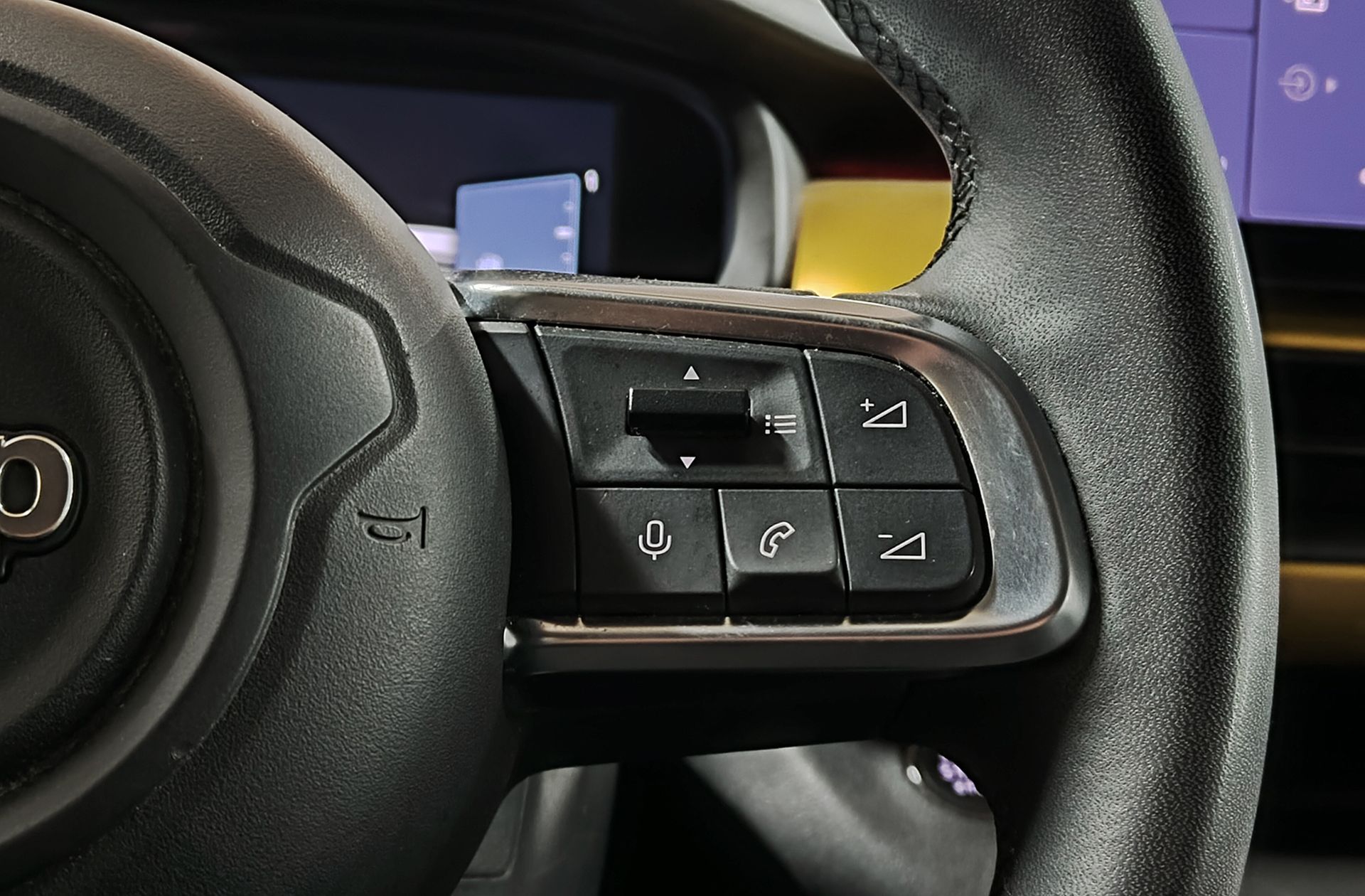 Jeep Avenger 1.2 G Summit - foto 31