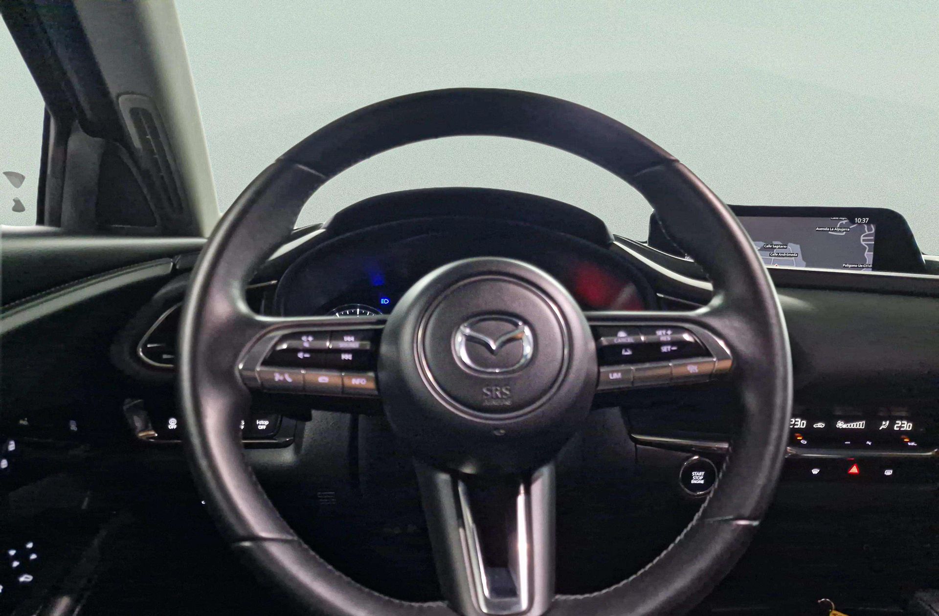 Mazda CX-30 2.0 Skyactiv-X Zenith - foto 24