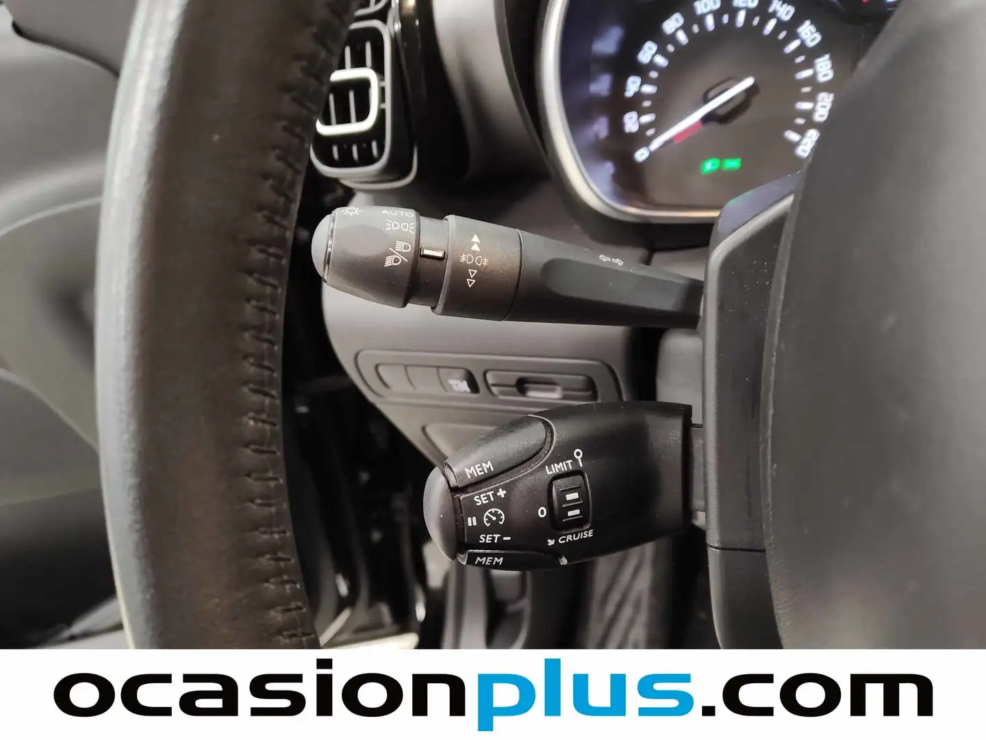 Foto Citroën C3 Aircross Citroen C3 Aircross PureTech 130 Shine Pack EAT6 (131 CV)