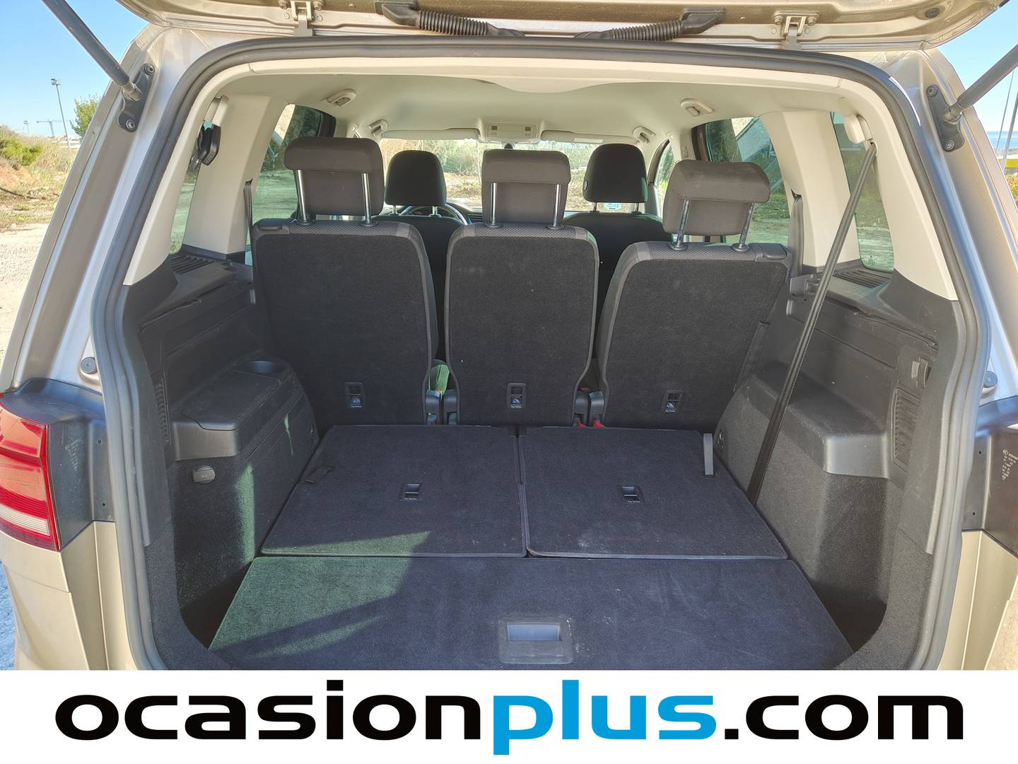 Foto Volkswagen Touran Volkswagen Touran Edition 1.6 TDI BMT (115 CV) 7 Plazas