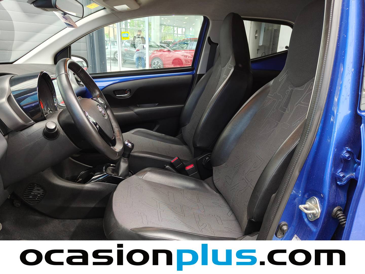 Foto asientos delanteros Toyota Aygo Toyota Aygo 1.0 70 x-play (72 CV)