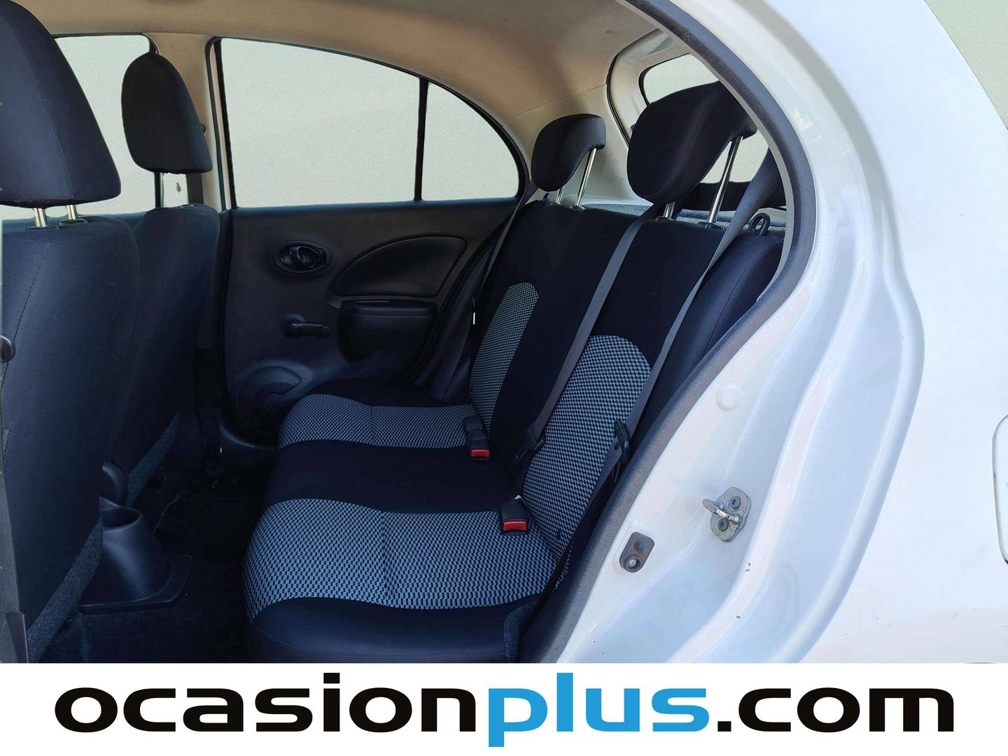 Foto asientos traseros Nissan Micra Nissan Micra 1.2G NARU EDITION 59 kW (80 CV)