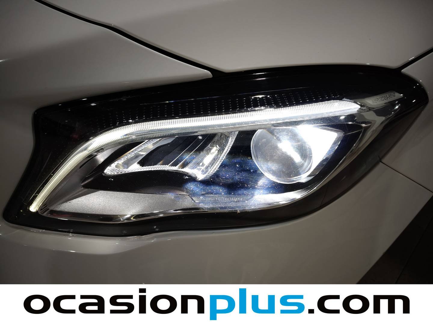 Acabados Mercedes GLA Mercedes GLA 180 (122 CV)
