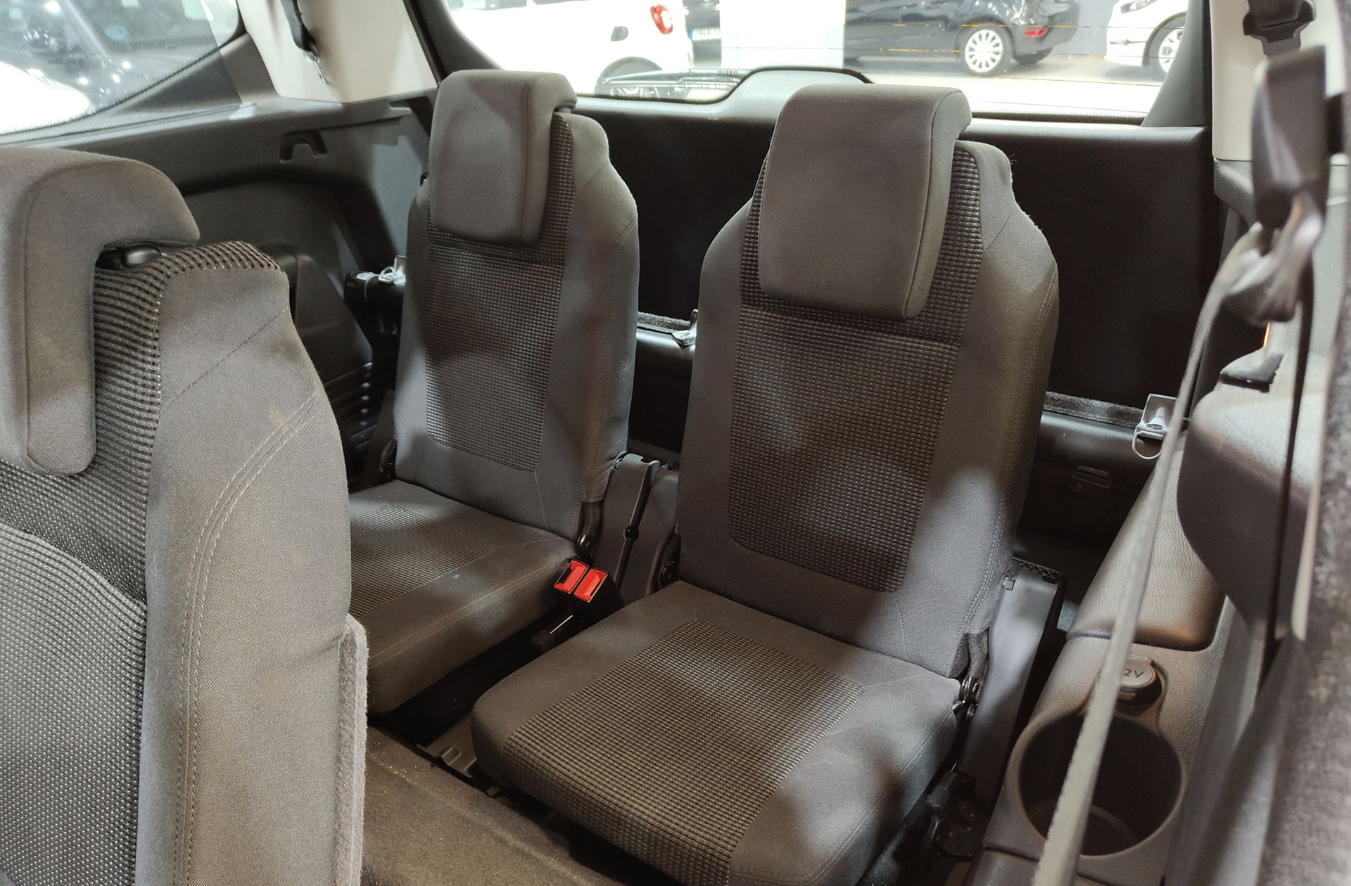 Peugeot 5008 1.6 HDi FAP Active 7 plazas - foto 5