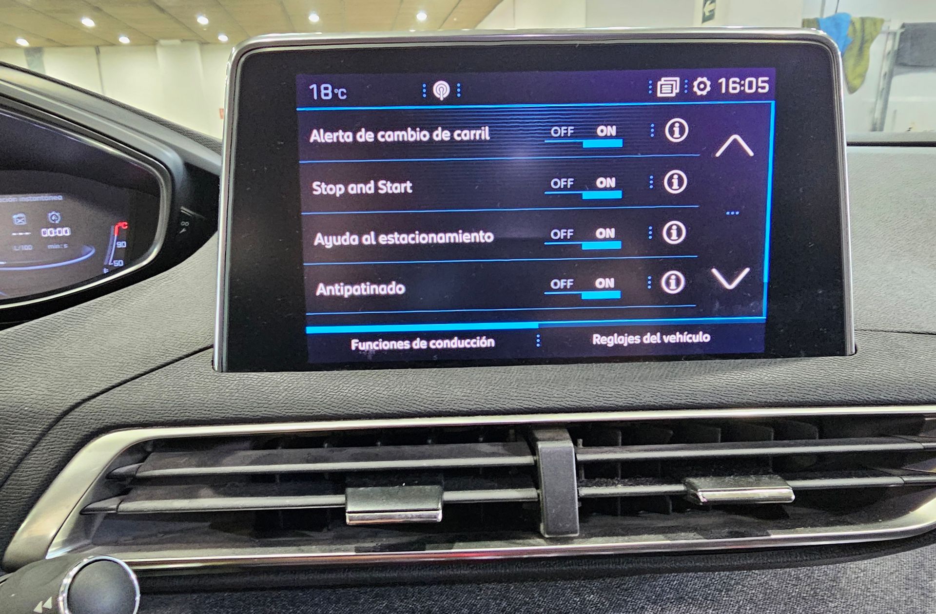 Peugeot 5008 PureTech 130 Allure 7 plazas - foto 16