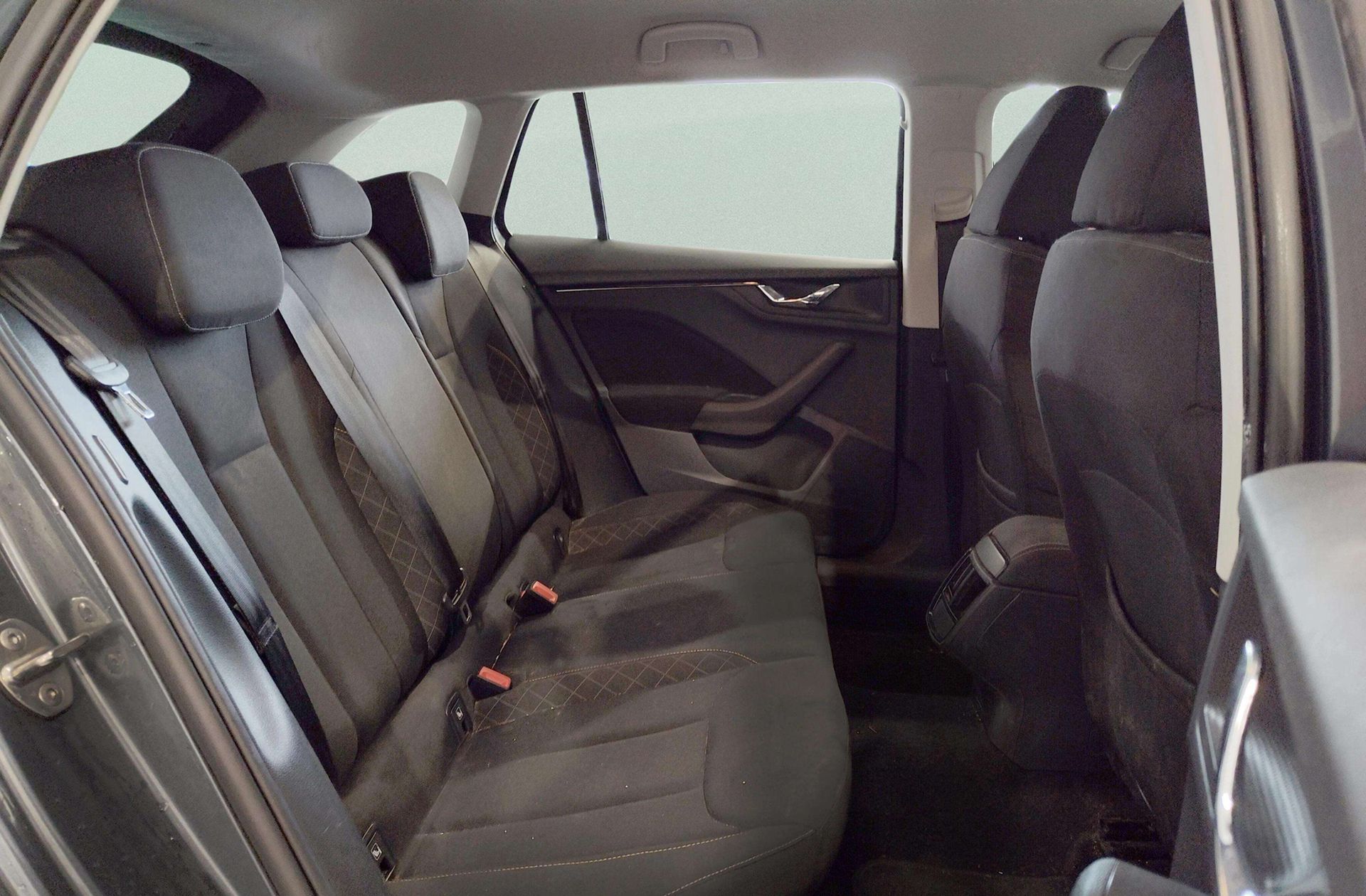 Škoda Scala 1.0 TSI Ambition - foto 14