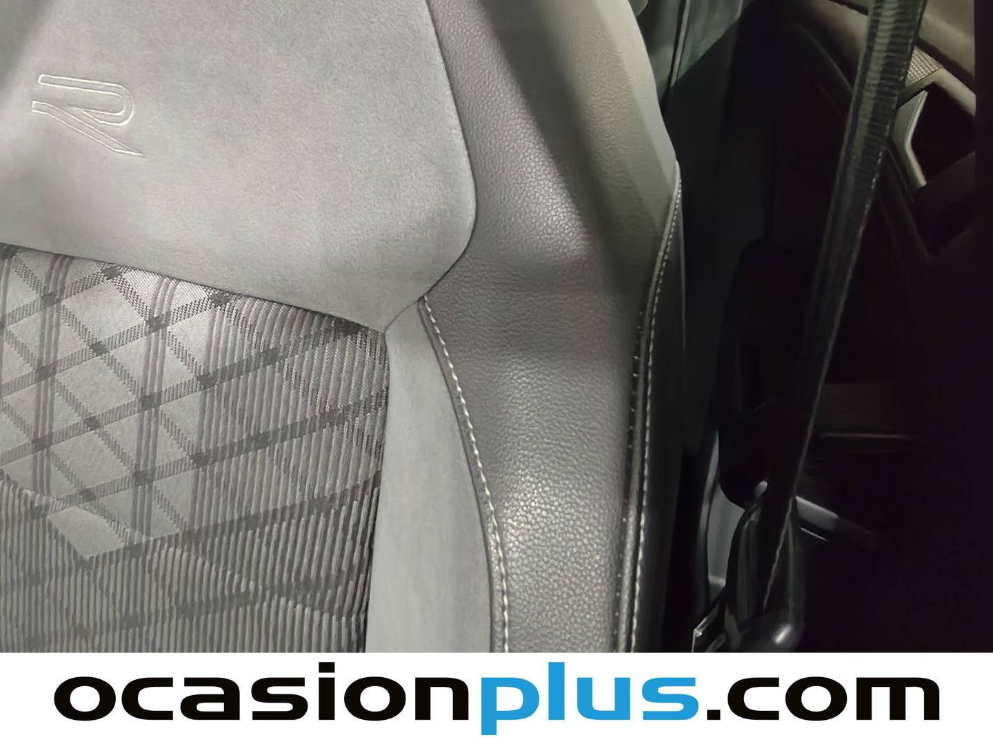 Foto Volkswagen T-Roc Volkswagen T-Roc R-Line 1.5 TSI (150 CV) DSG