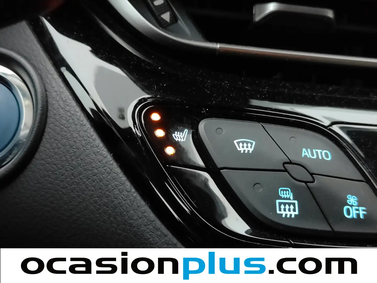 Foto Toyota C-HR Toyota C-HR 180H Advance (184 CV)