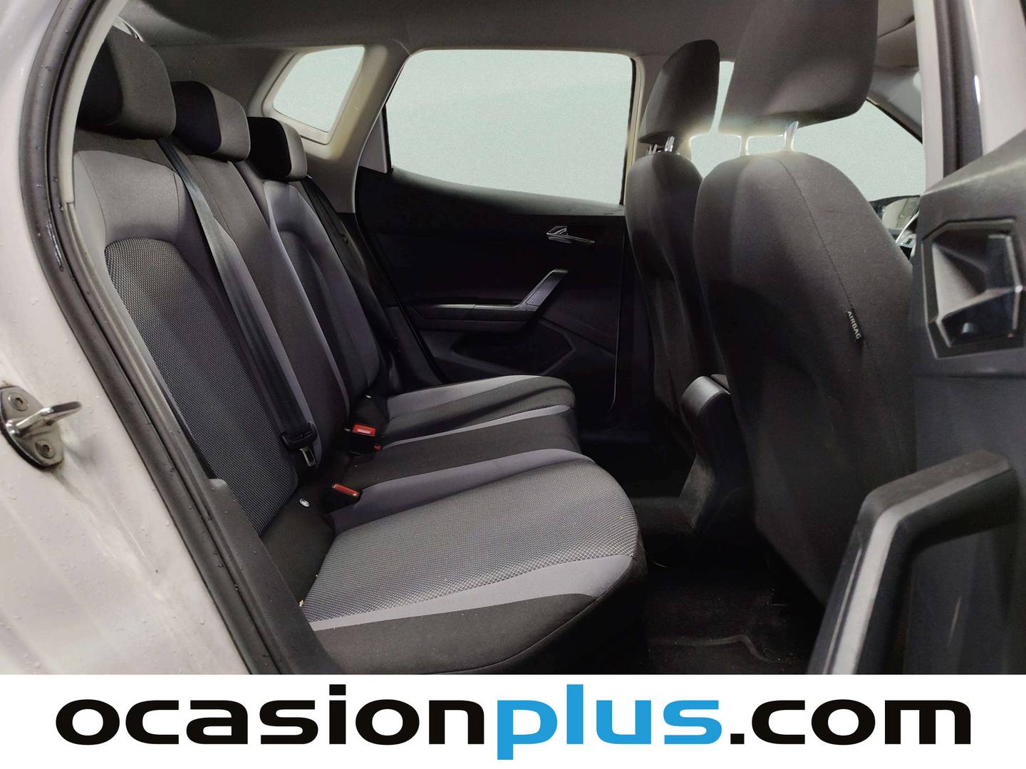 Seat Arona Seat Arona 1.0 TSI Style Go2 (110 CV) de segunda mano
