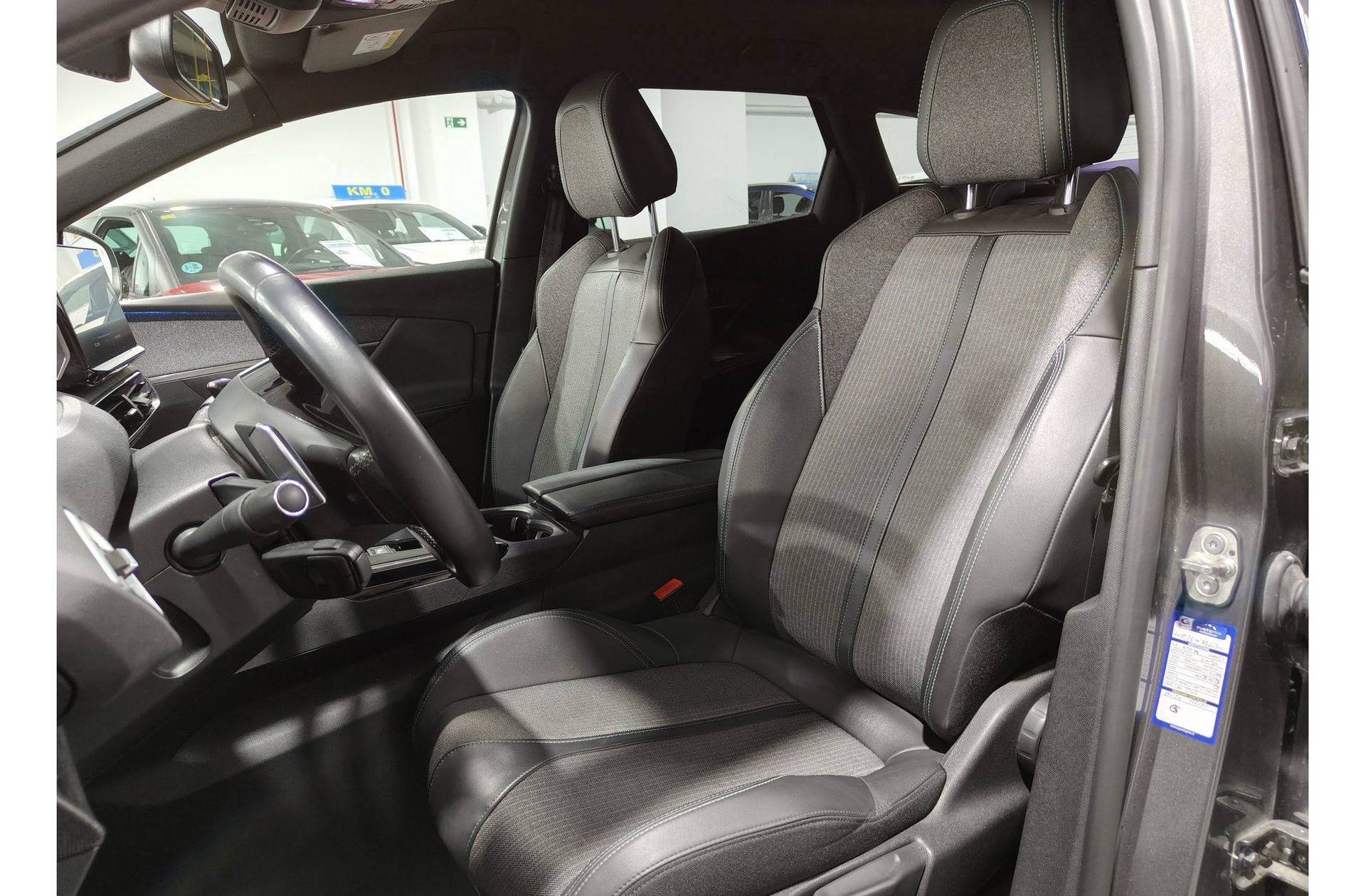 Peugeot 3008 300 Allure Pack e-EAT8 - foto 14