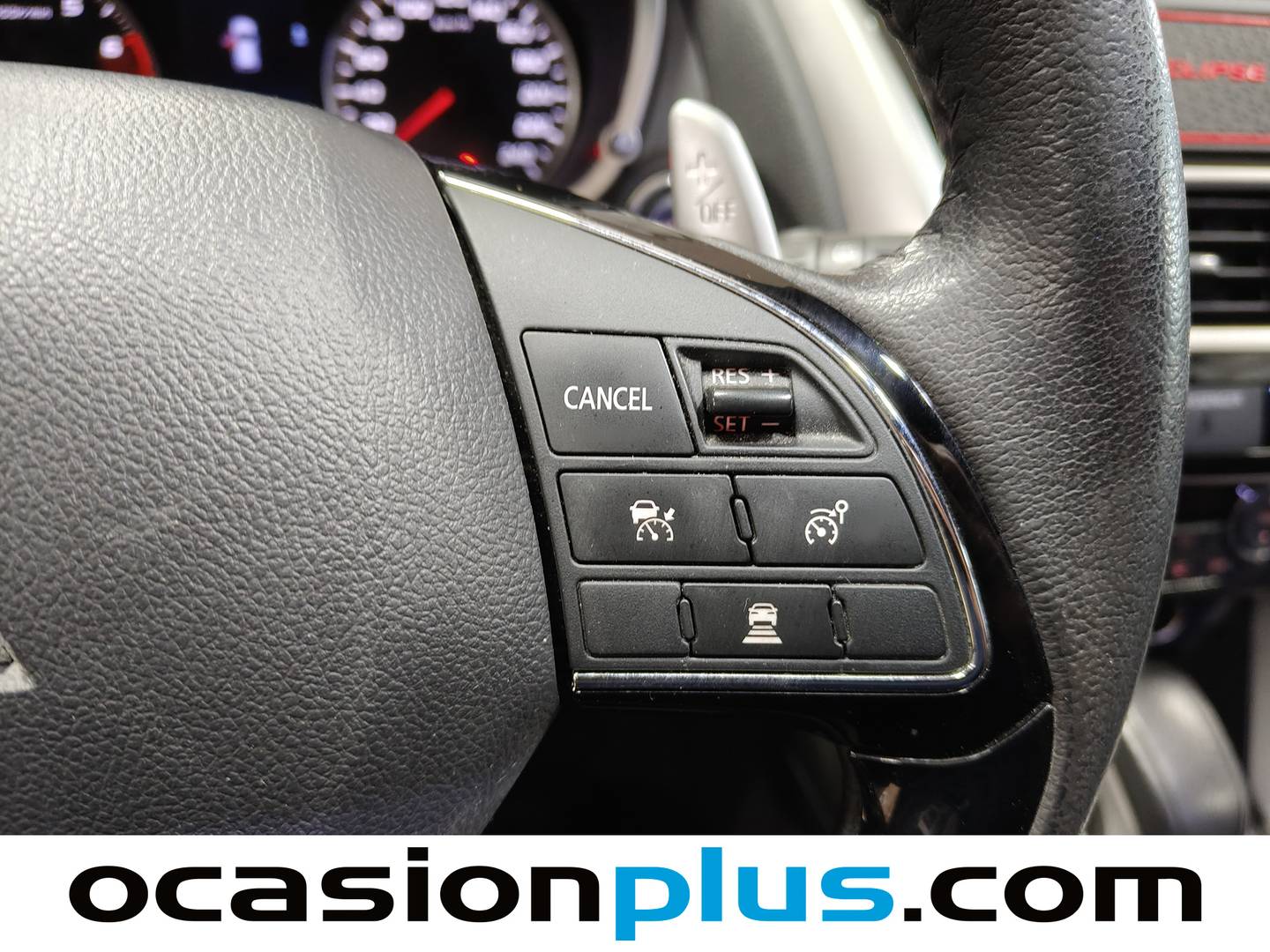 Foto Mitsubishi Eclipse Cross Mitsubishi Eclipse Cross 150T Kaiteki 4WD CVT (163 CV)