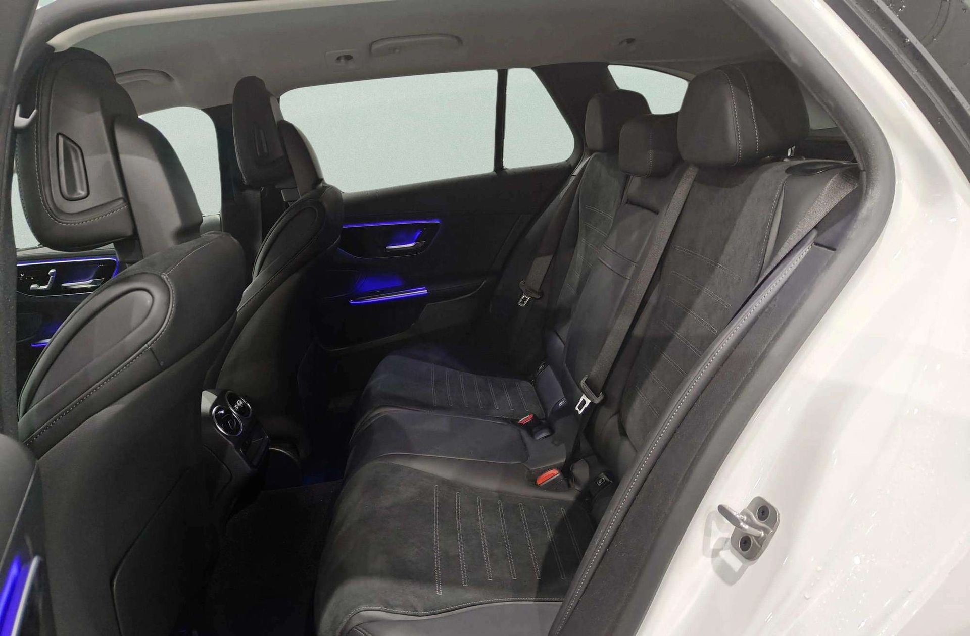 Mercedes-Benz Clase C Estate 220 d Pack AMG - foto 14