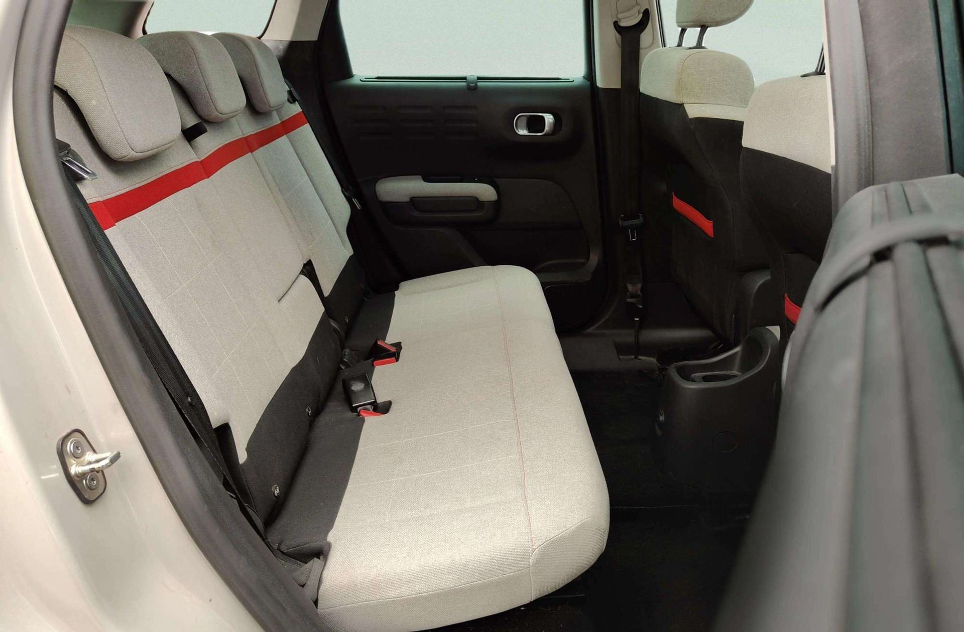 Citroën C3 Aircross PureTech 110 Shine EAT6 - foto 18