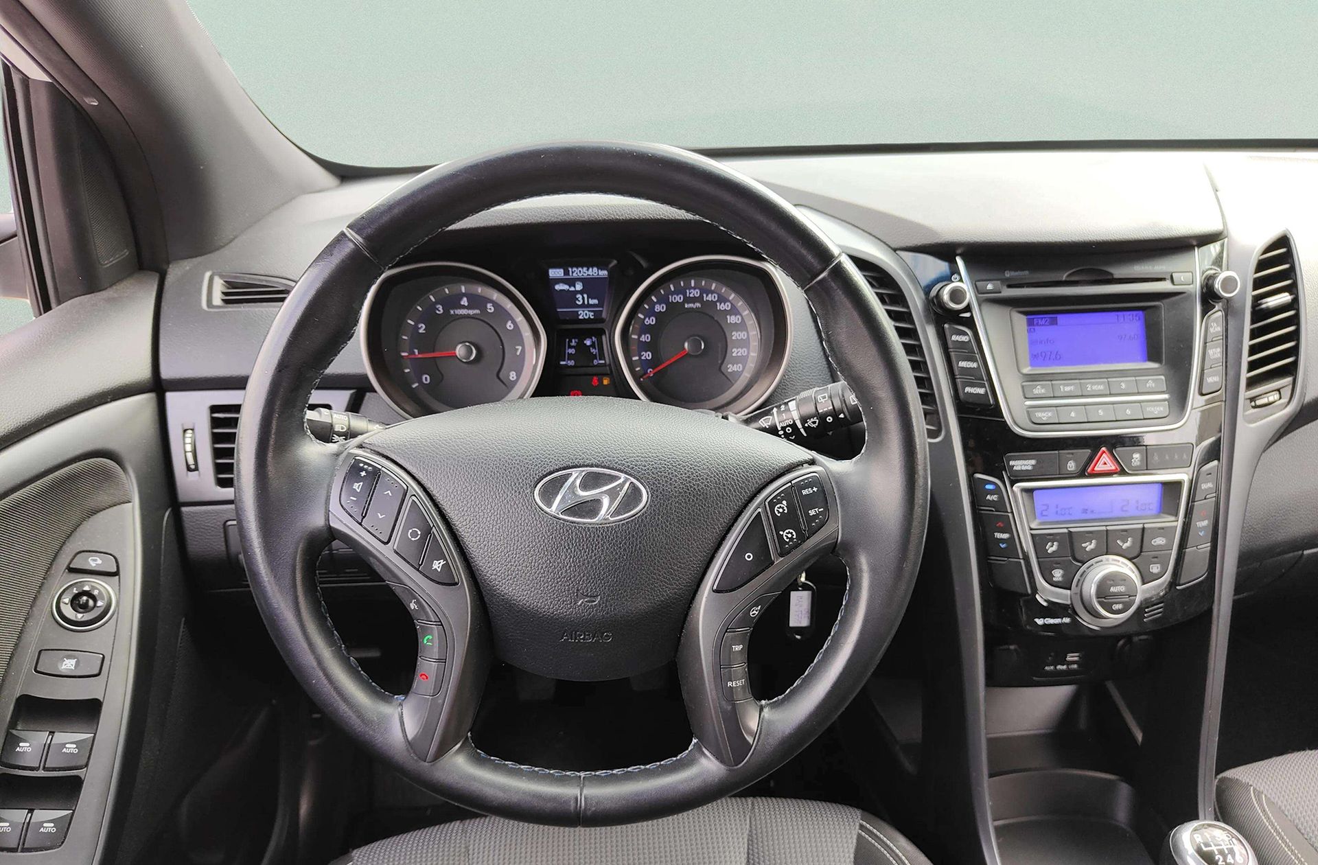Hyundai i30 1.4 MPI BlueDrive Go! - foto 21