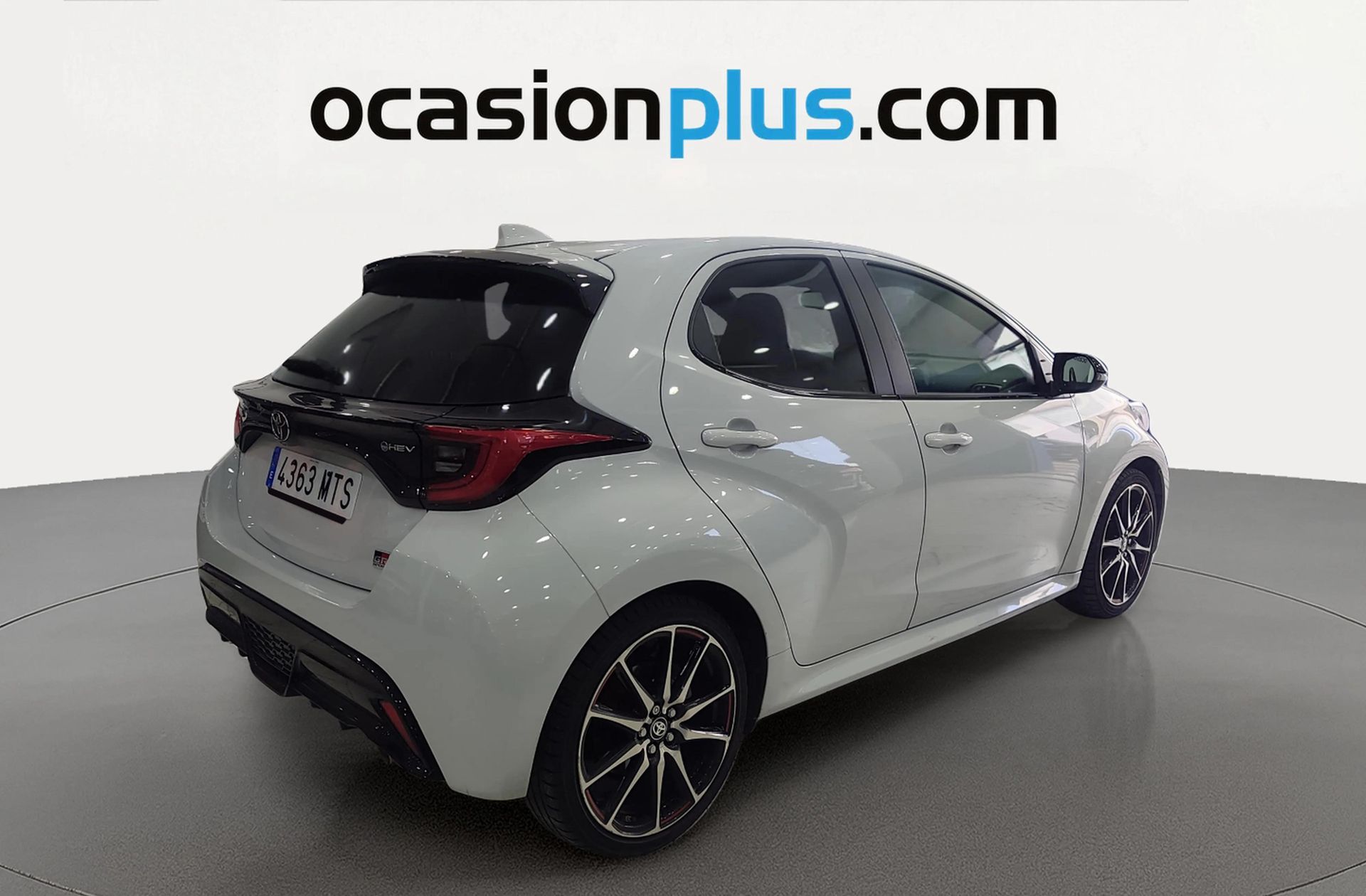 Toyota Yaris 1.5 130H GR Sport - foto 4