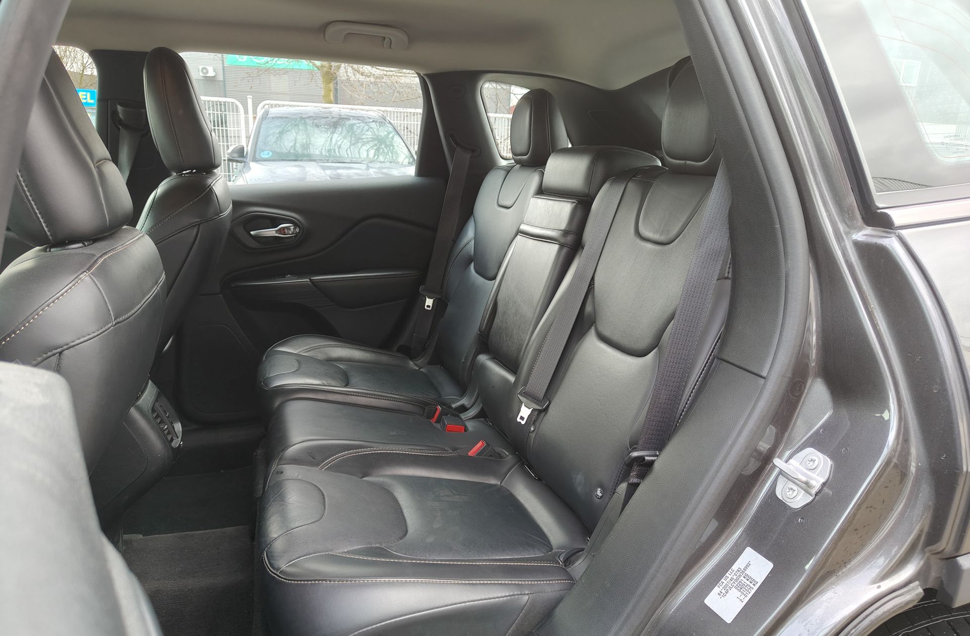 Jeep Cherokee 2.0 CRD Longitude 4x2 - foto 13