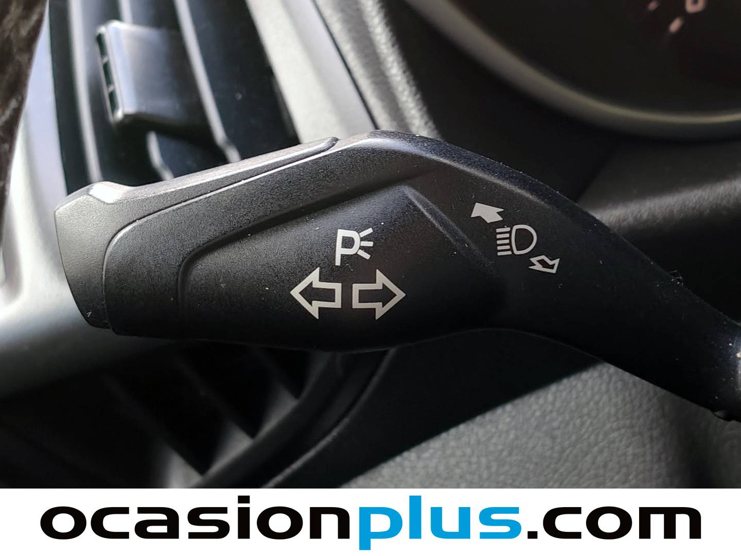 Ford Grand Tourneo Connect Ford Grand Tourneo Connect 1.5 TDCi Titanium PowerShift (120 CV) 7 plazas de segunda mano