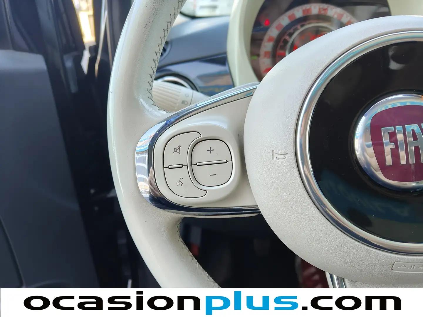 Foto Fiat 500 Fiat 500 1.2 8v Lounge (69 CV)